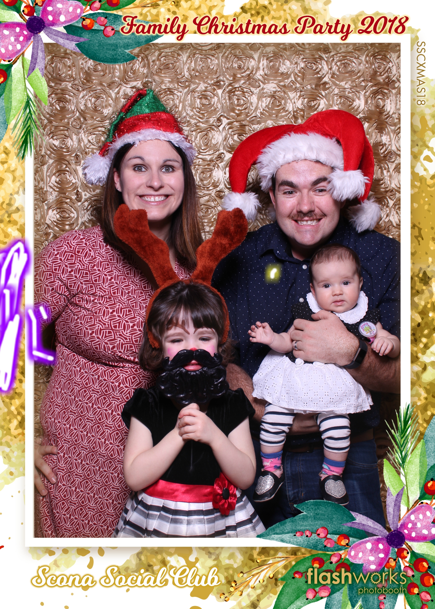 Scona Social Club Family Christmas Party | View more photos from the event at gallery.flashworksphotobooth.com/u/FlashworksPhotoboothInc/Scona-Social-Club-Family-Christmas-Party