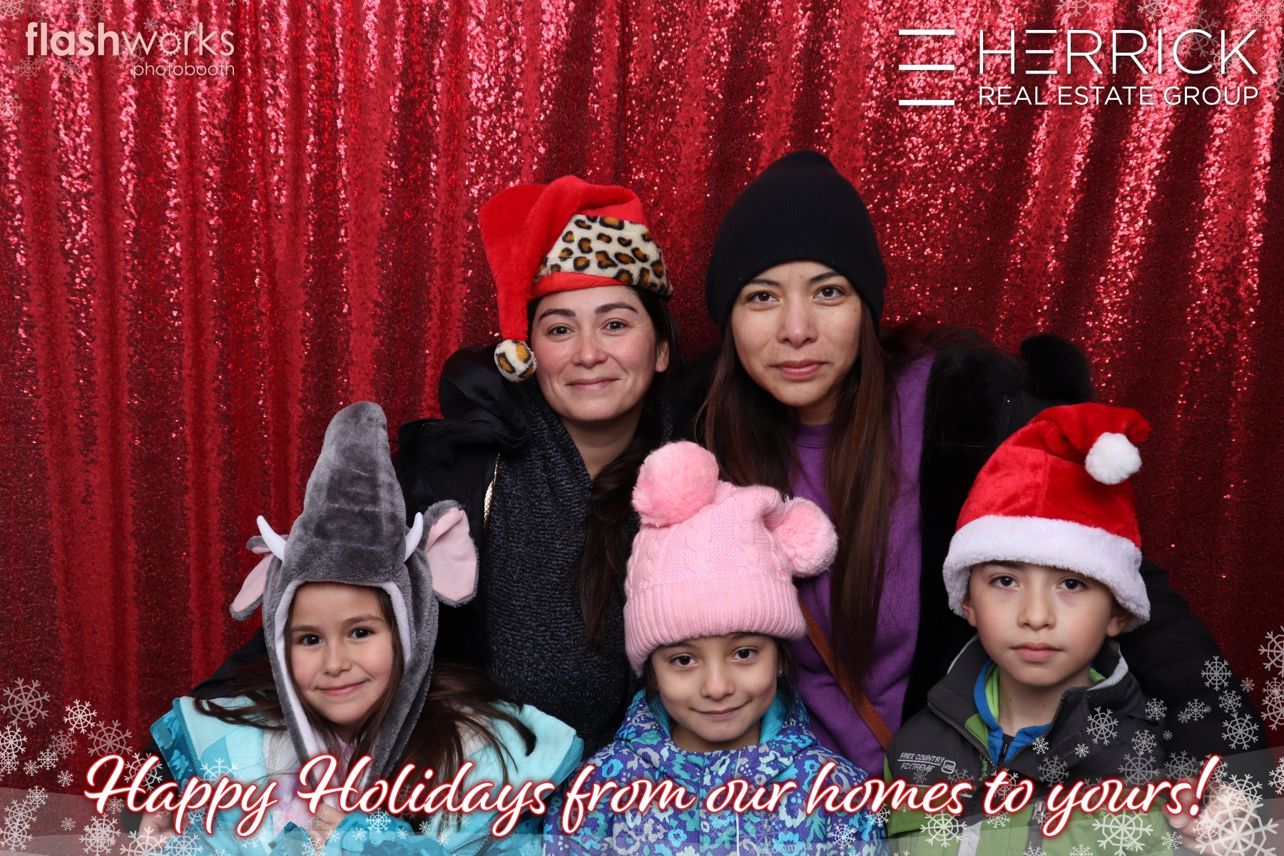 2022 St. Albert Snowflake Festival - Photo booth sponsored by Herrick Real Estate Group | View more photos from the event at gallery.flashworksphotobooth.com/u/FlashworksPhotoboothInc/2022-St-Albert-Snowflake-Festival-Photo-booth-sponsored-by-Herrick-Real