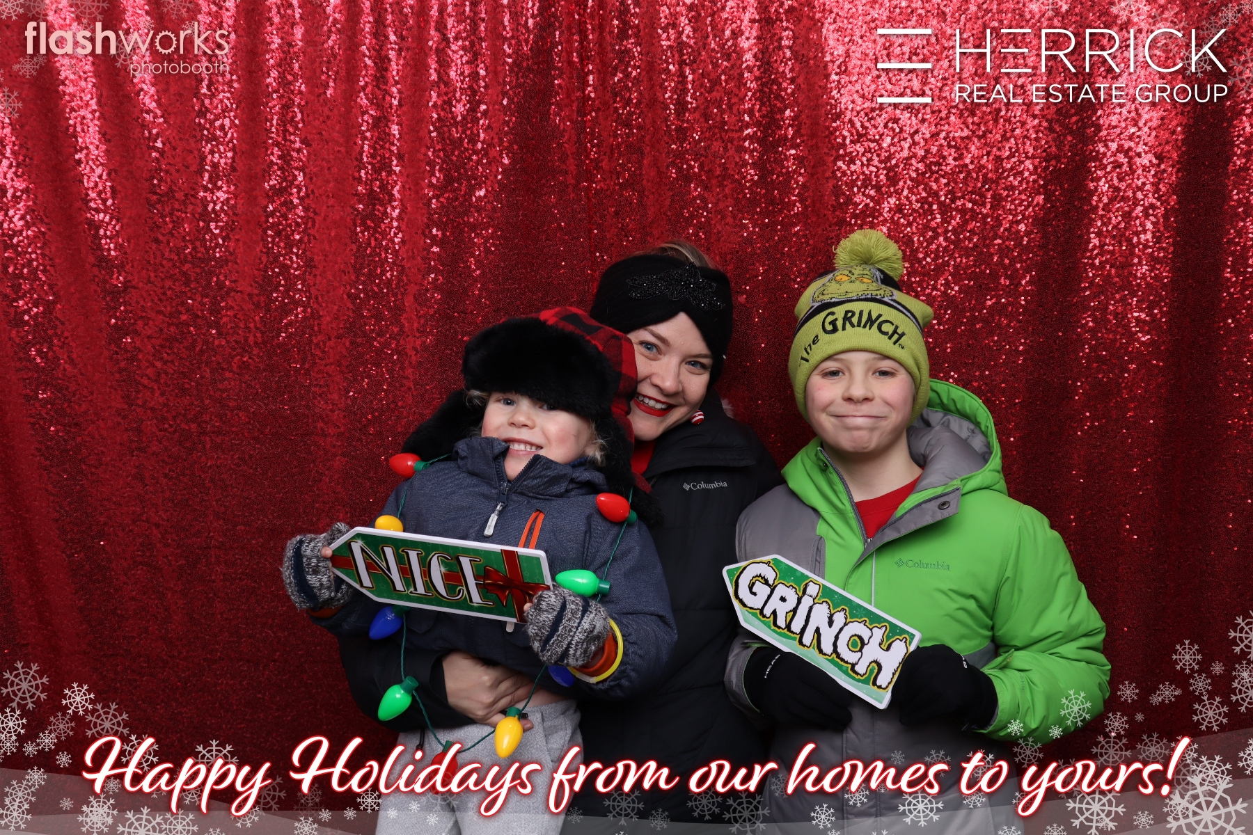 2022 St. Albert Snowflake Festival - Photo booth sponsored by Herrick Real Estate Group | View more photos from the event at gallery.flashworksphotobooth.com/u/FlashworksPhotoboothInc/2022-St-Albert-Snowflake-Festival-Photo-booth-sponsored-by-Herrick-Real