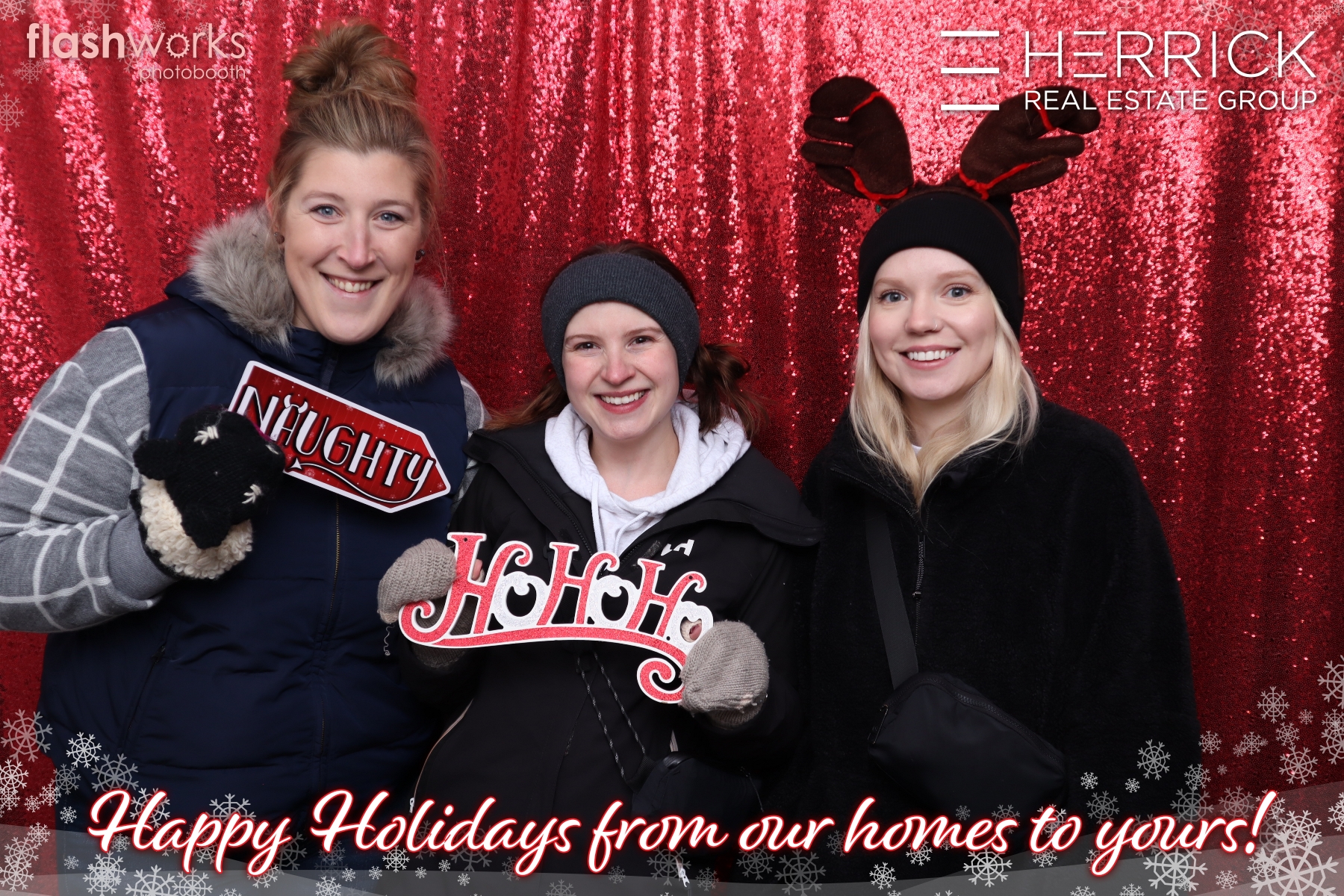2022 St. Albert Snowflake Festival - Photo booth sponsored by Herrick Real Estate Group | View more photos from the event at gallery.flashworksphotobooth.com/u/FlashworksPhotoboothInc/2022-St-Albert-Snowflake-Festival-Photo-booth-sponsored-by-Herrick-Real