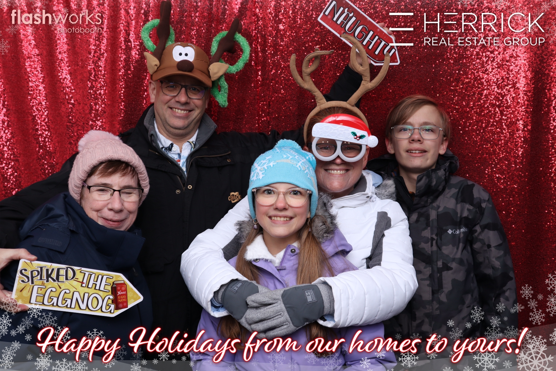 2022 St. Albert Snowflake Festival - Photo booth sponsored by Herrick Real Estate Group | View more photos from the event at gallery.flashworksphotobooth.com/u/FlashworksPhotoboothInc/2022-St-Albert-Snowflake-Festival-Photo-booth-sponsored-by-Herrick-Real
