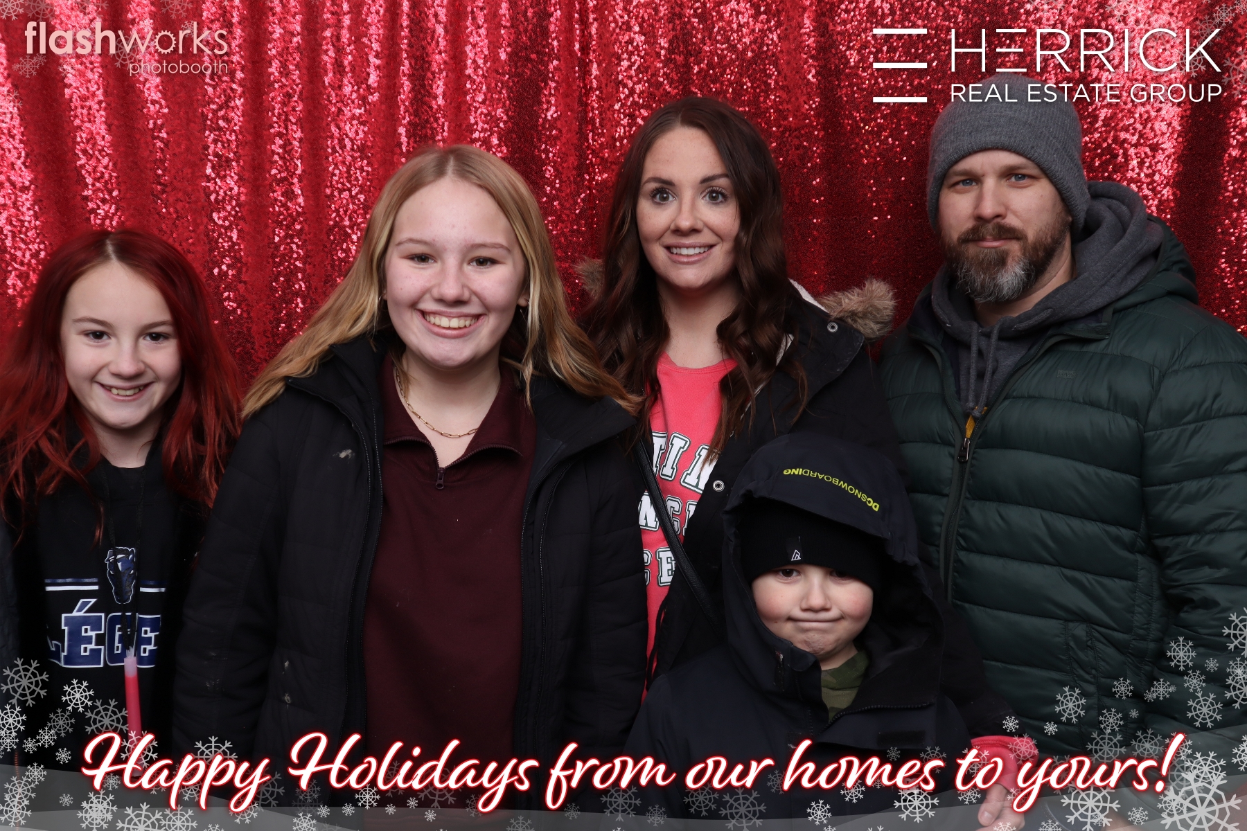 2022 St. Albert Snowflake Festival - Photo booth sponsored by Herrick Real Estate Group | View more photos from the event at gallery.flashworksphotobooth.com/u/FlashworksPhotoboothInc/2022-St-Albert-Snowflake-Festival-Photo-booth-sponsored-by-Herrick-Real