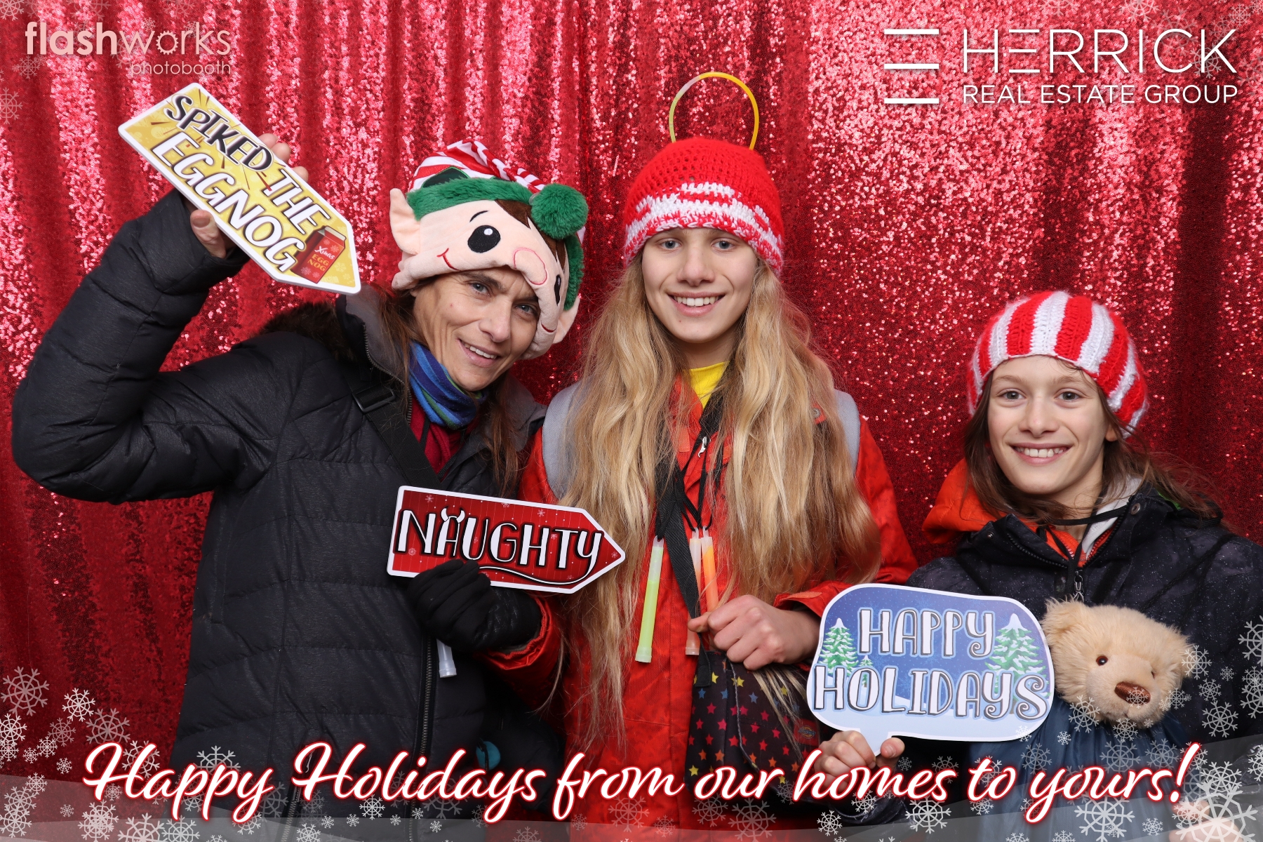 2022 St. Albert Snowflake Festival - Photo booth sponsored by Herrick Real Estate Group | View more photos from the event at gallery.flashworksphotobooth.com/u/FlashworksPhotoboothInc/2022-St-Albert-Snowflake-Festival-Photo-booth-sponsored-by-Herrick-Real
