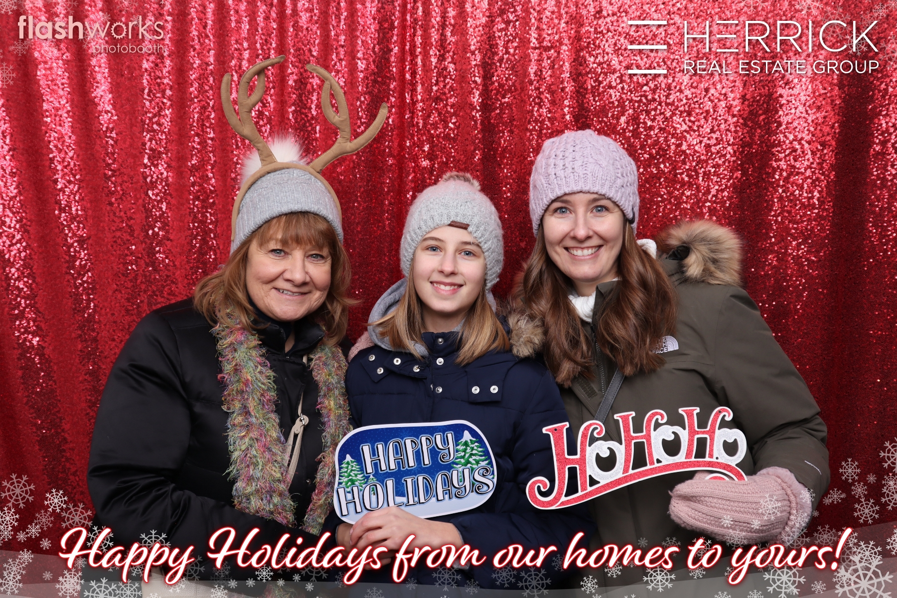2022 St. Albert Snowflake Festival - Photo booth sponsored by Herrick Real Estate Group | View more photos from the event at gallery.flashworksphotobooth.com/u/FlashworksPhotoboothInc/2022-St-Albert-Snowflake-Festival-Photo-booth-sponsored-by-Herrick-Real
