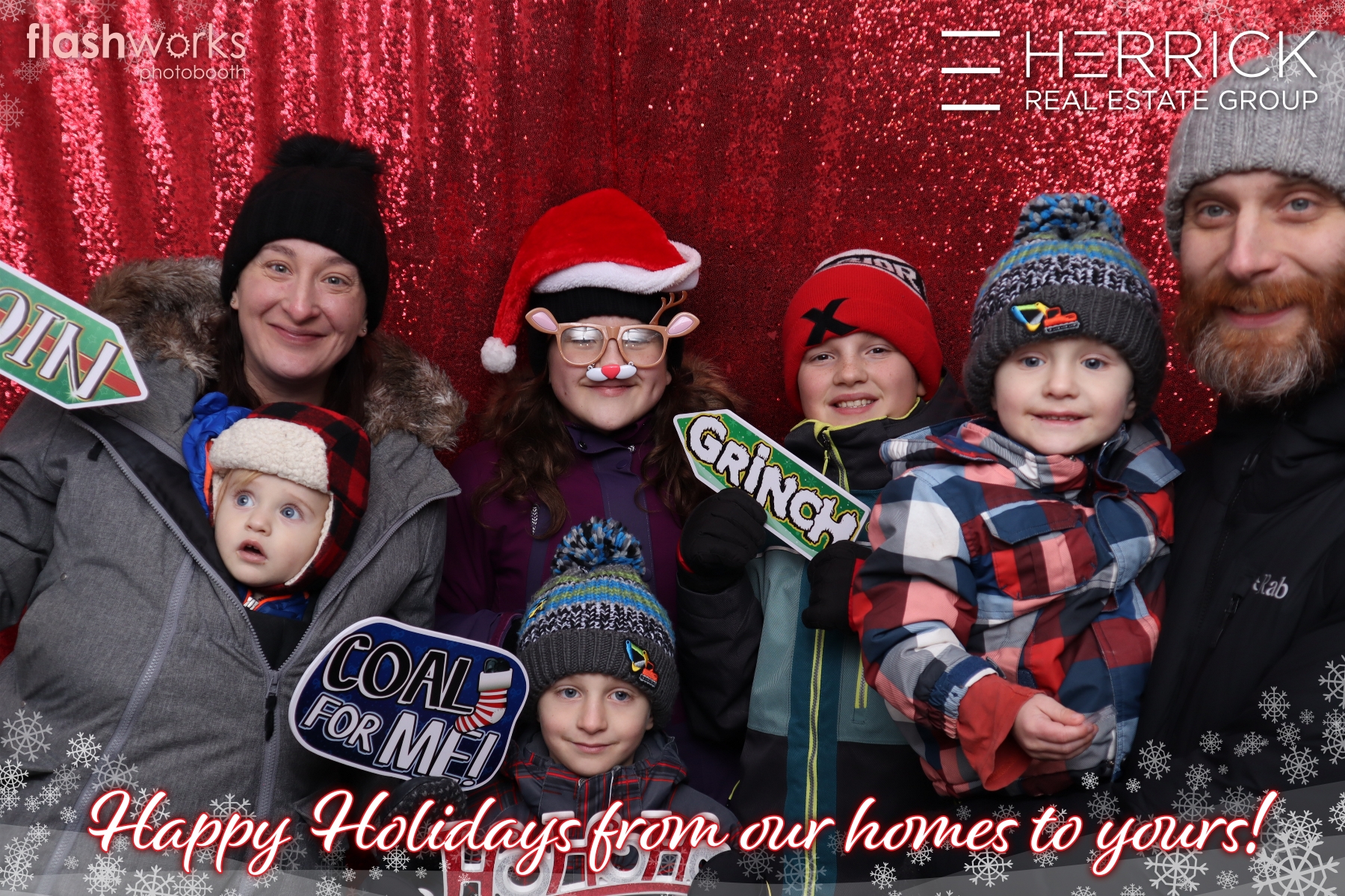 2022 St. Albert Snowflake Festival - Photo booth sponsored by Herrick Real Estate Group | View more photos from the event at gallery.flashworksphotobooth.com/u/FlashworksPhotoboothInc/2022-St-Albert-Snowflake-Festival-Photo-booth-sponsored-by-Herrick-Real