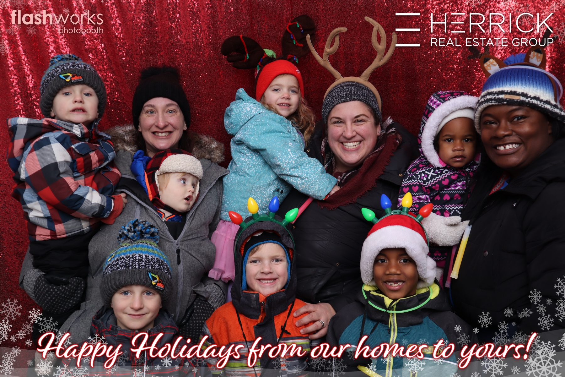 2022 St. Albert Snowflake Festival - Photo booth sponsored by Herrick Real Estate Group | View more photos from the event at gallery.flashworksphotobooth.com/u/FlashworksPhotoboothInc/2022-St-Albert-Snowflake-Festival-Photo-booth-sponsored-by-Herrick-Real