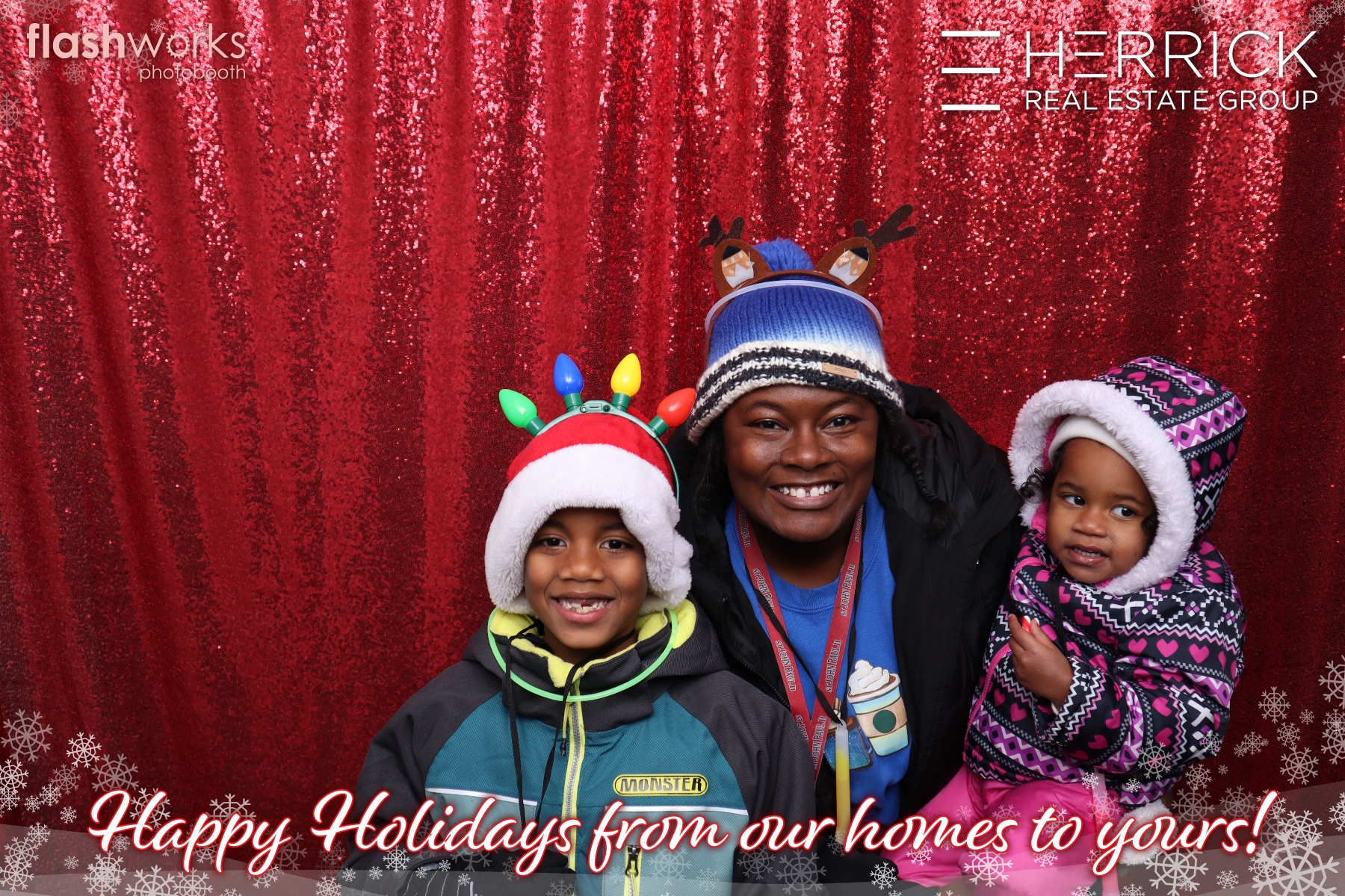 2022 St. Albert Snowflake Festival - Photo booth sponsored by Herrick Real Estate Group | View more photos from the event at gallery.flashworksphotobooth.com/u/FlashworksPhotoboothInc/2022-St-Albert-Snowflake-Festival-Photo-booth-sponsored-by-Herrick-Real
