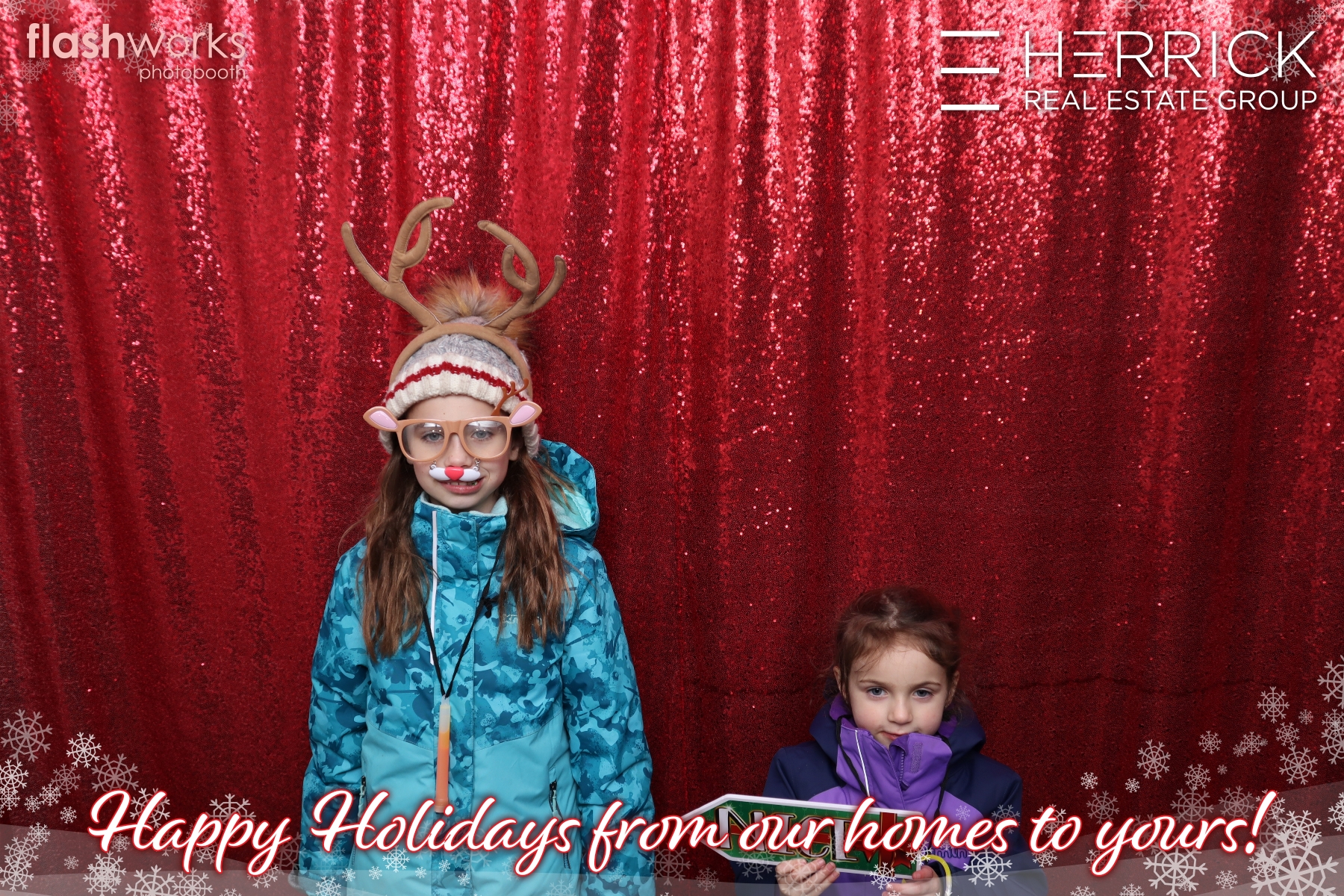2022 St. Albert Snowflake Festival - Photo booth sponsored by Herrick Real Estate Group | View more photos from the event at gallery.flashworksphotobooth.com/u/FlashworksPhotoboothInc/2022-St-Albert-Snowflake-Festival-Photo-booth-sponsored-by-Herrick-Real