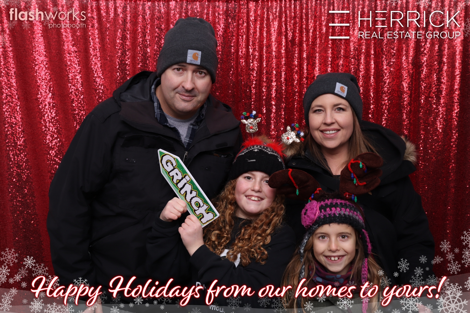 2022 St. Albert Snowflake Festival - Photo booth sponsored by Herrick Real Estate Group | View more photos from the event at gallery.flashworksphotobooth.com/u/FlashworksPhotoboothInc/2022-St-Albert-Snowflake-Festival-Photo-booth-sponsored-by-Herrick-Real