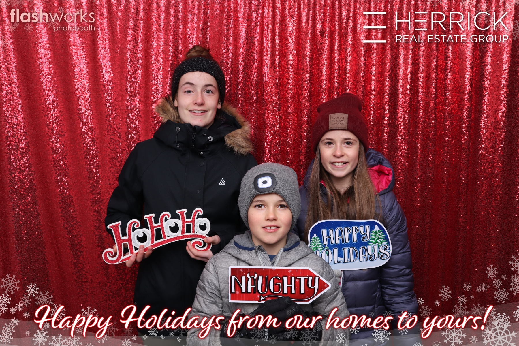 2022 St. Albert Snowflake Festival - Photo booth sponsored by Herrick Real Estate Group | View more photos from the event at gallery.flashworksphotobooth.com/u/FlashworksPhotoboothInc/2022-St-Albert-Snowflake-Festival-Photo-booth-sponsored-by-Herrick-Real