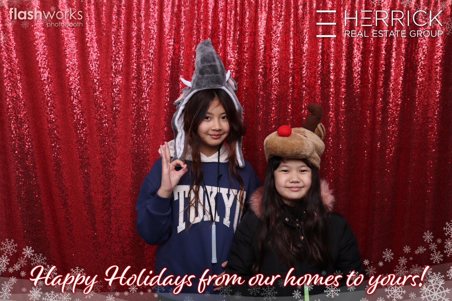 2022 St. Albert Snowflake Festival - Photo booth sponsored by Herrick Real Estate Group | View more photos from the event at gallery.flashworksphotobooth.com/u/FlashworksPhotoboothInc/2022-St-Albert-Snowflake-Festival-Photo-booth-sponsored-by-Herrick-Real