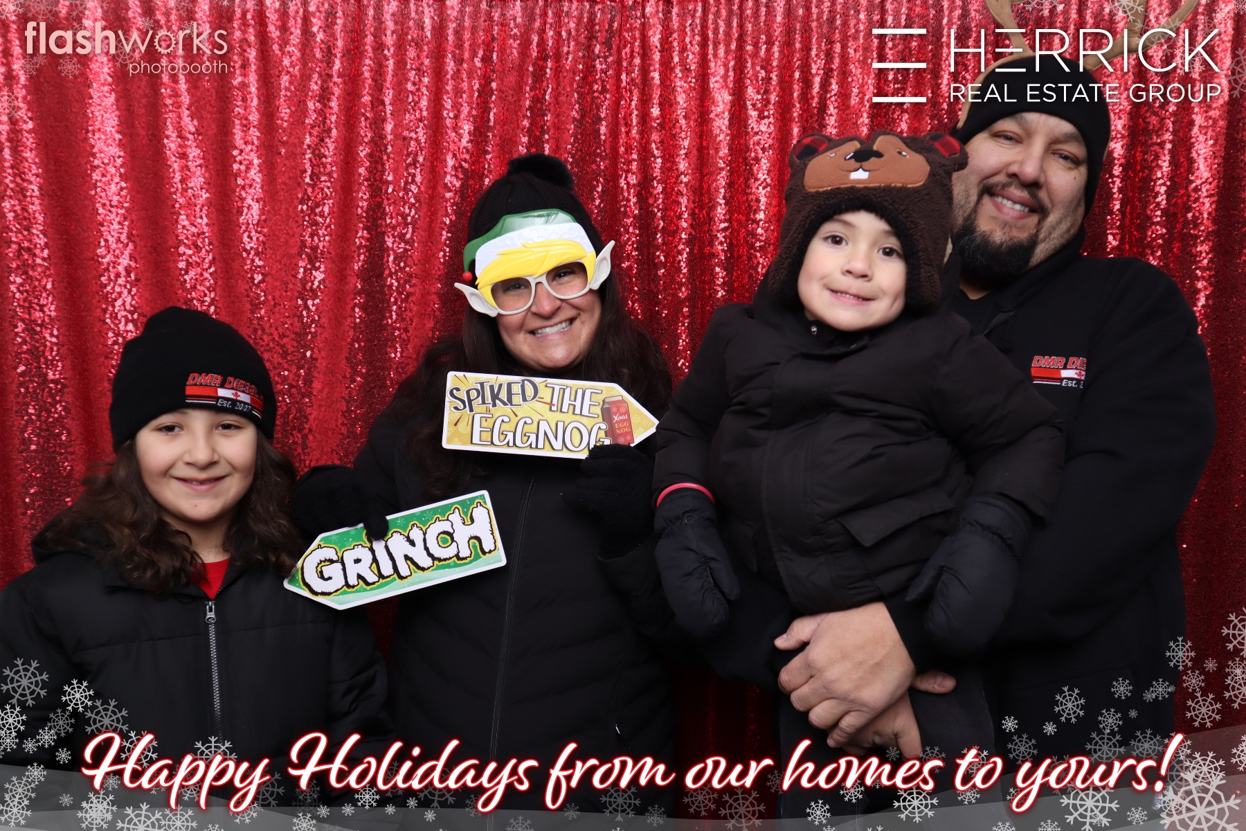 2022 St. Albert Snowflake Festival - Photo booth sponsored by Herrick Real Estate Group | View more photos from the event at gallery.flashworksphotobooth.com/u/FlashworksPhotoboothInc/2022-St-Albert-Snowflake-Festival-Photo-booth-sponsored-by-Herrick-Real