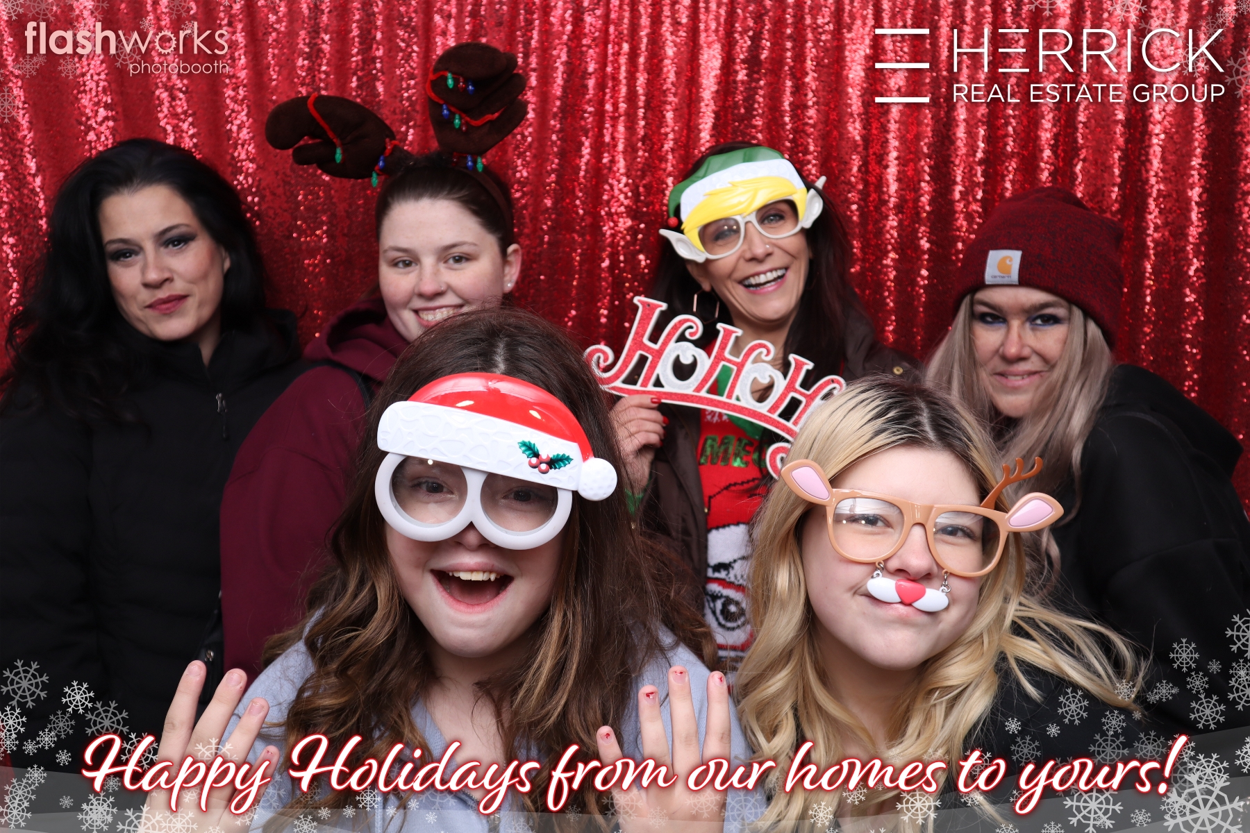2022 St. Albert Snowflake Festival - Photo booth sponsored by Herrick Real Estate Group | View more photos from the event at gallery.flashworksphotobooth.com/u/FlashworksPhotoboothInc/2022-St-Albert-Snowflake-Festival-Photo-booth-sponsored-by-Herrick-Real