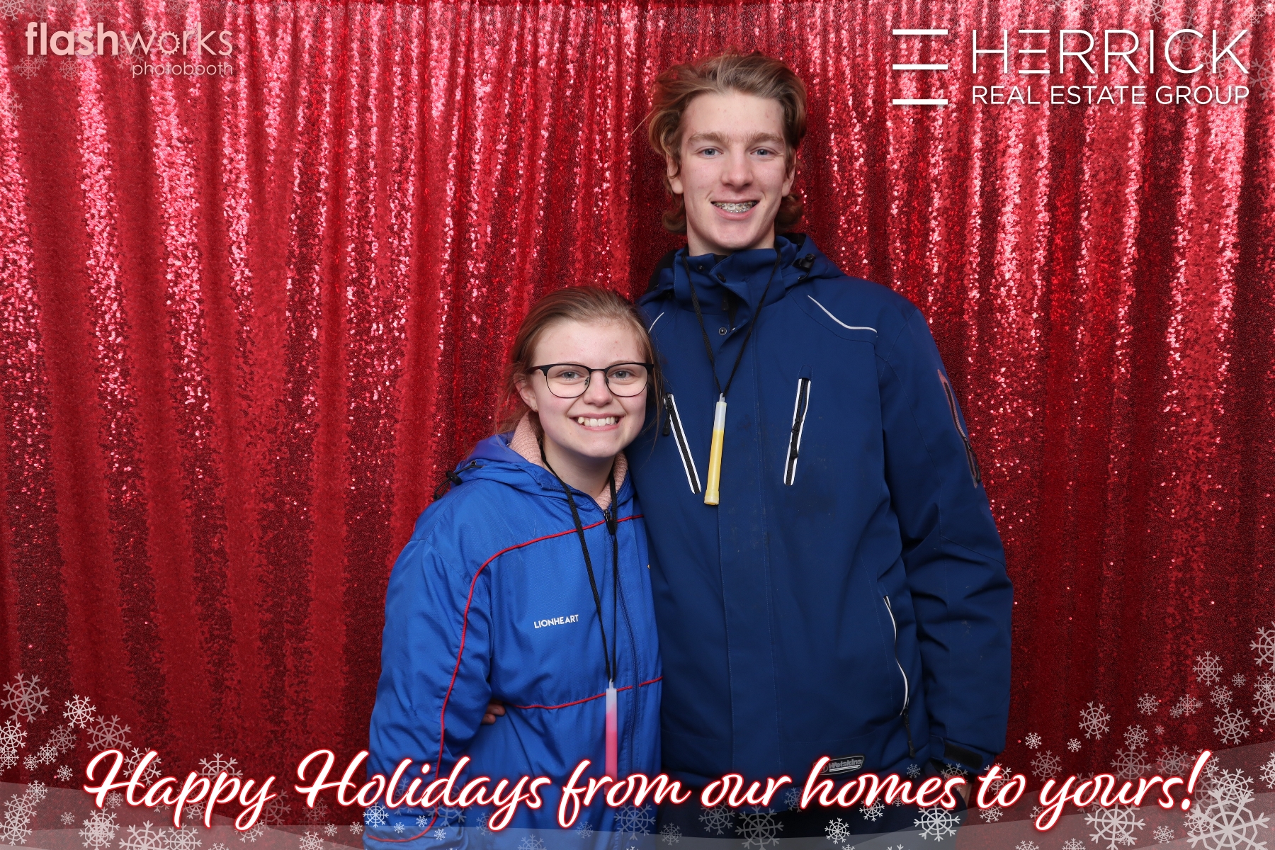 2022 St. Albert Snowflake Festival - Photo booth sponsored by Herrick Real Estate Group | View more photos from the event at gallery.flashworksphotobooth.com/u/FlashworksPhotoboothInc/2022-St-Albert-Snowflake-Festival-Photo-booth-sponsored-by-Herrick-Real