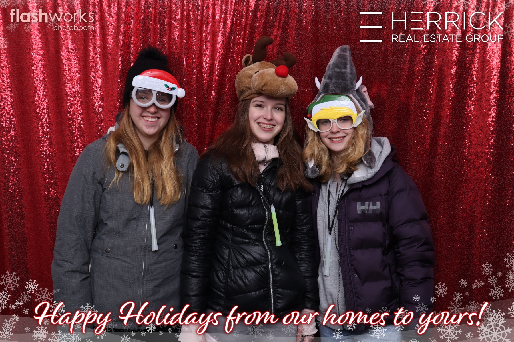 2022 St. Albert Snowflake Festival - Photo booth sponsored by Herrick Real Estate Group | View more photos from the event at gallery.flashworksphotobooth.com/u/FlashworksPhotoboothInc/2022-St-Albert-Snowflake-Festival-Photo-booth-sponsored-by-Herrick-Real
