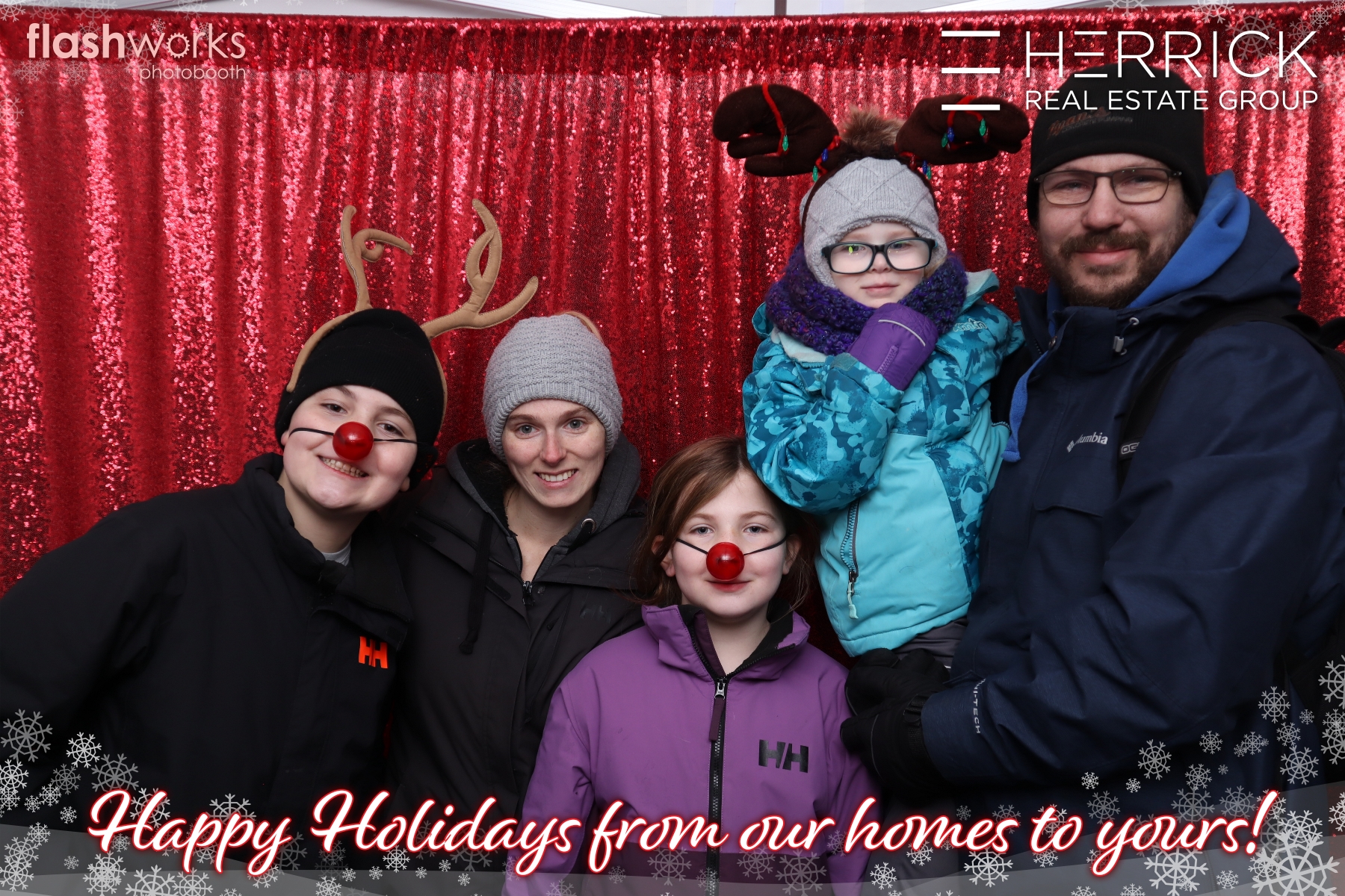 2022 St. Albert Snowflake Festival - Photo booth sponsored by Herrick Real Estate Group | View more photos from the event at gallery.flashworksphotobooth.com/u/FlashworksPhotoboothInc/2022-St-Albert-Snowflake-Festival-Photo-booth-sponsored-by-Herrick-Real