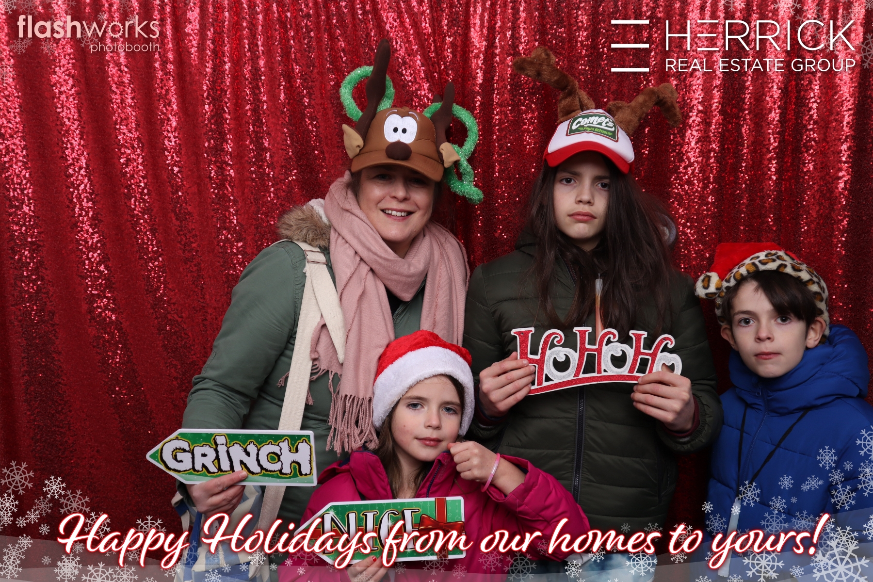 2022 St. Albert Snowflake Festival - Photo booth sponsored by Herrick Real Estate Group | View more photos from the event at gallery.flashworksphotobooth.com/u/FlashworksPhotoboothInc/2022-St-Albert-Snowflake-Festival-Photo-booth-sponsored-by-Herrick-Real