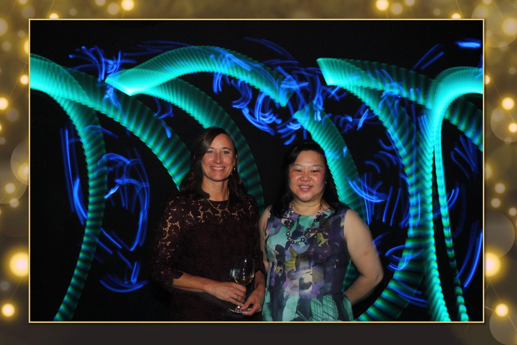 Cenovus Light Painting I | View more photos from the event at gallery.flashworksphotobooth.com/u/FlashworksPhotoboothInc/Cenovus-Light-Painting-I