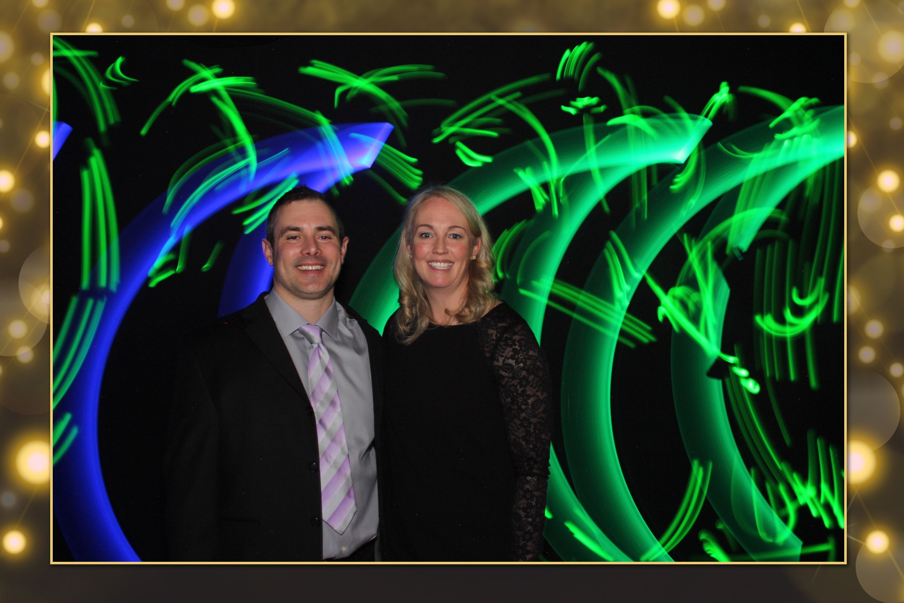 Cenovus Light Painting I | View more photos from the event at gallery.flashworksphotobooth.com/u/FlashworksPhotoboothInc/Cenovus-Light-Painting-I