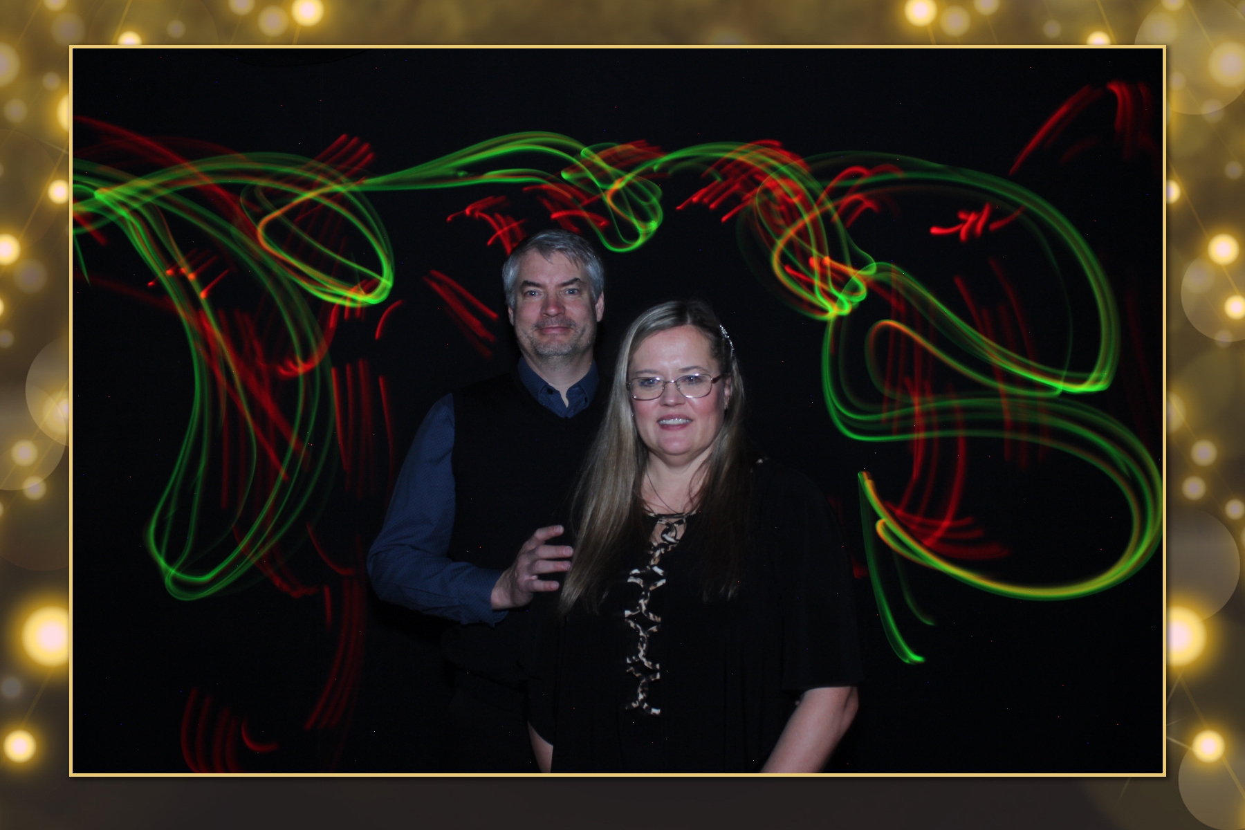 Cenovus Light Painting I | View more photos from the event at gallery.flashworksphotobooth.com/u/FlashworksPhotoboothInc/Cenovus-Light-Painting-I