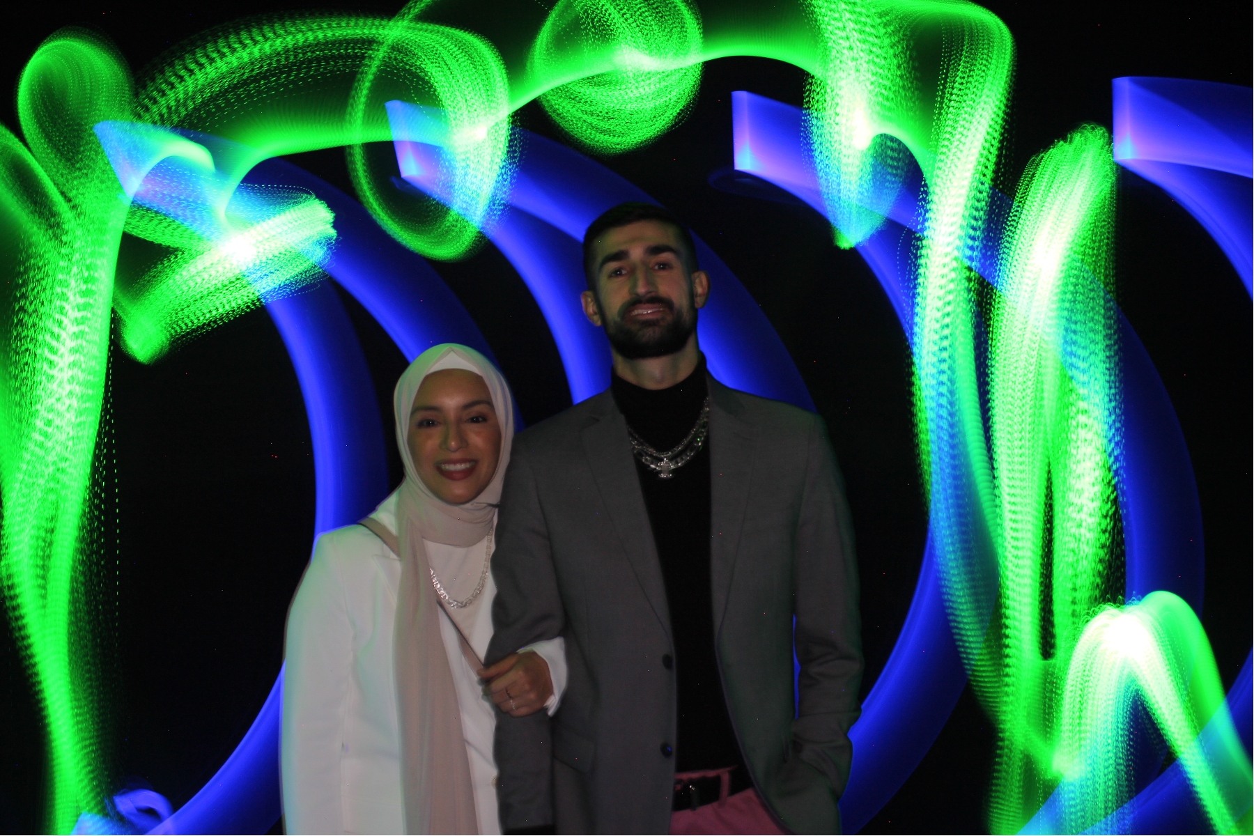 Cenovus Light Painting I | View more photos from the event at gallery.flashworksphotobooth.com/u/FlashworksPhotoboothInc/Cenovus-Light-Painting-I