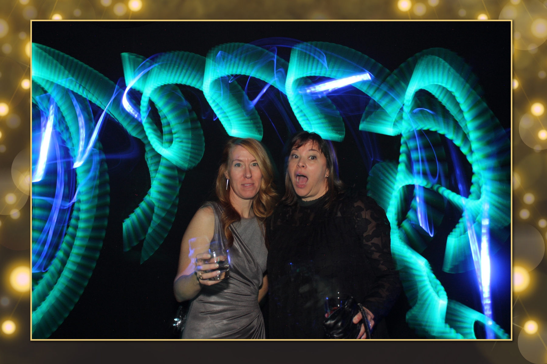 Cenovus Light Painting I | View more photos from the event at gallery.flashworksphotobooth.com/u/FlashworksPhotoboothInc/Cenovus-Light-Painting-I