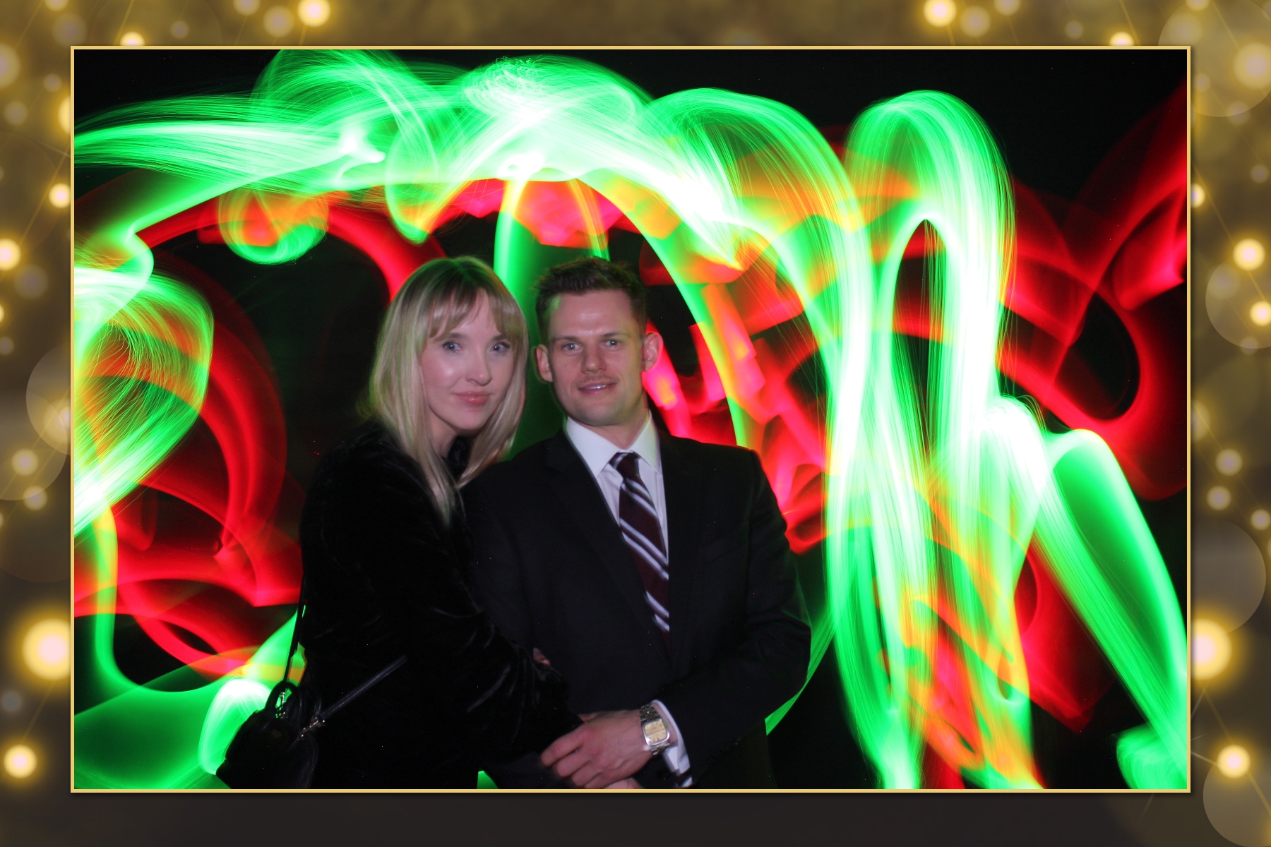 Cenovus Light Painting I | View more photos from the event at gallery.flashworksphotobooth.com/u/FlashworksPhotoboothInc/Cenovus-Light-Painting-I