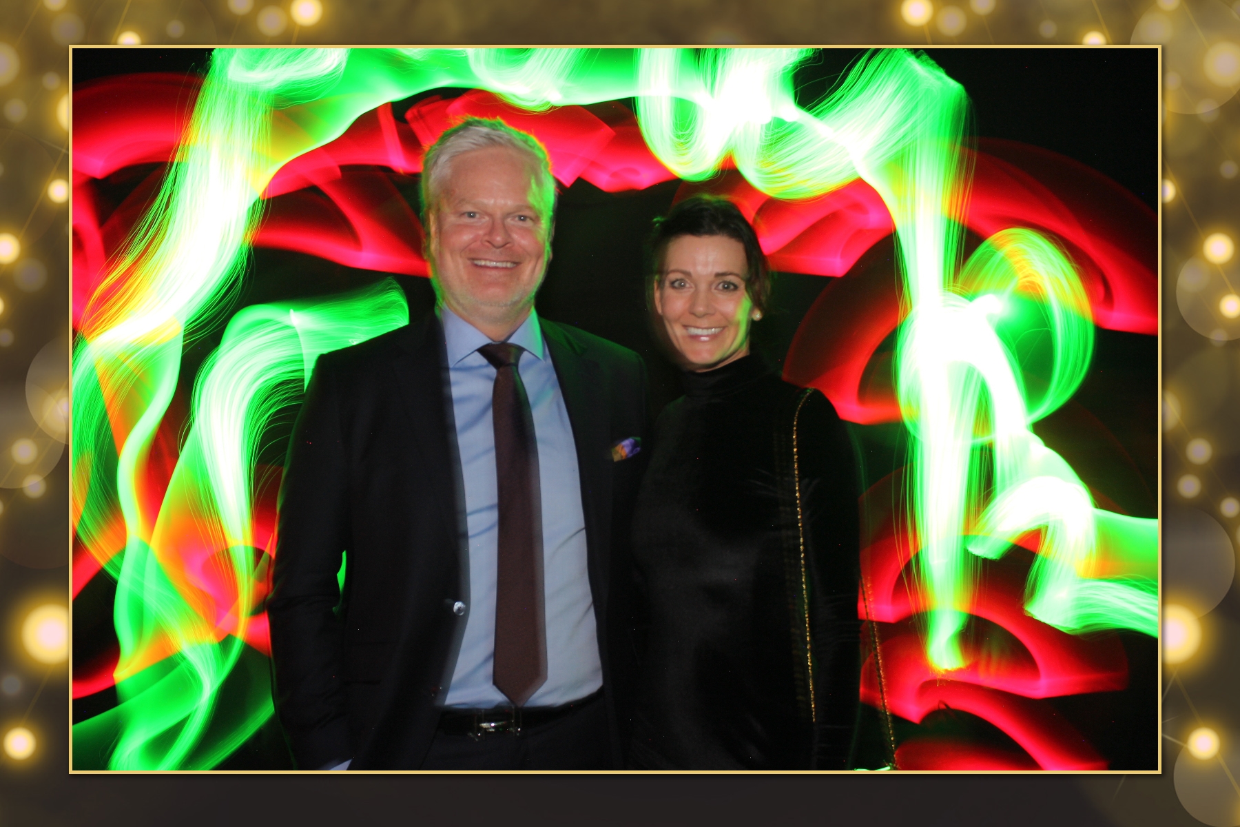 Cenovus Light Painting I | View more photos from the event at gallery.flashworksphotobooth.com/u/FlashworksPhotoboothInc/Cenovus-Light-Painting-I