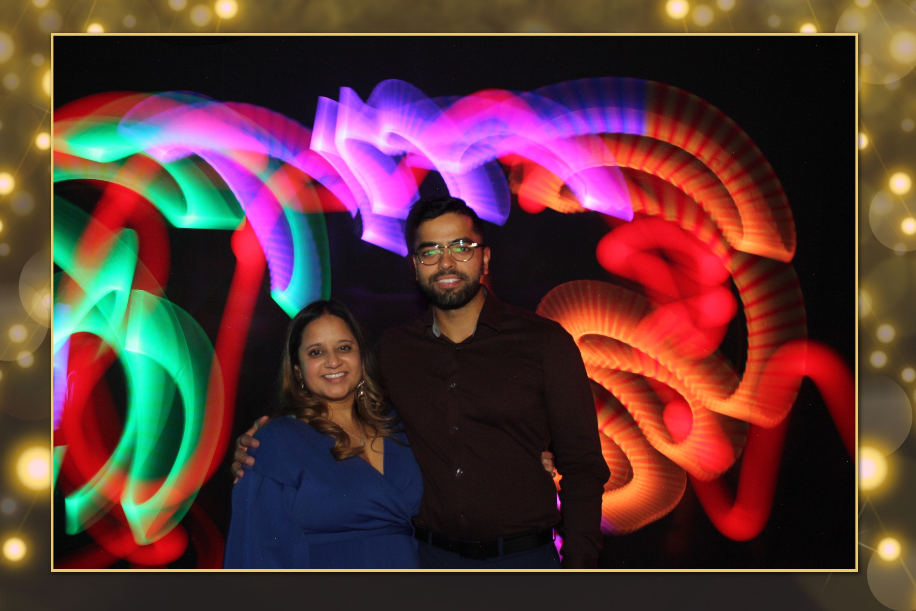 Cenovus Light Painting I | View more photos from the event at gallery.flashworksphotobooth.com/u/FlashworksPhotoboothInc/Cenovus-Light-Painting-I