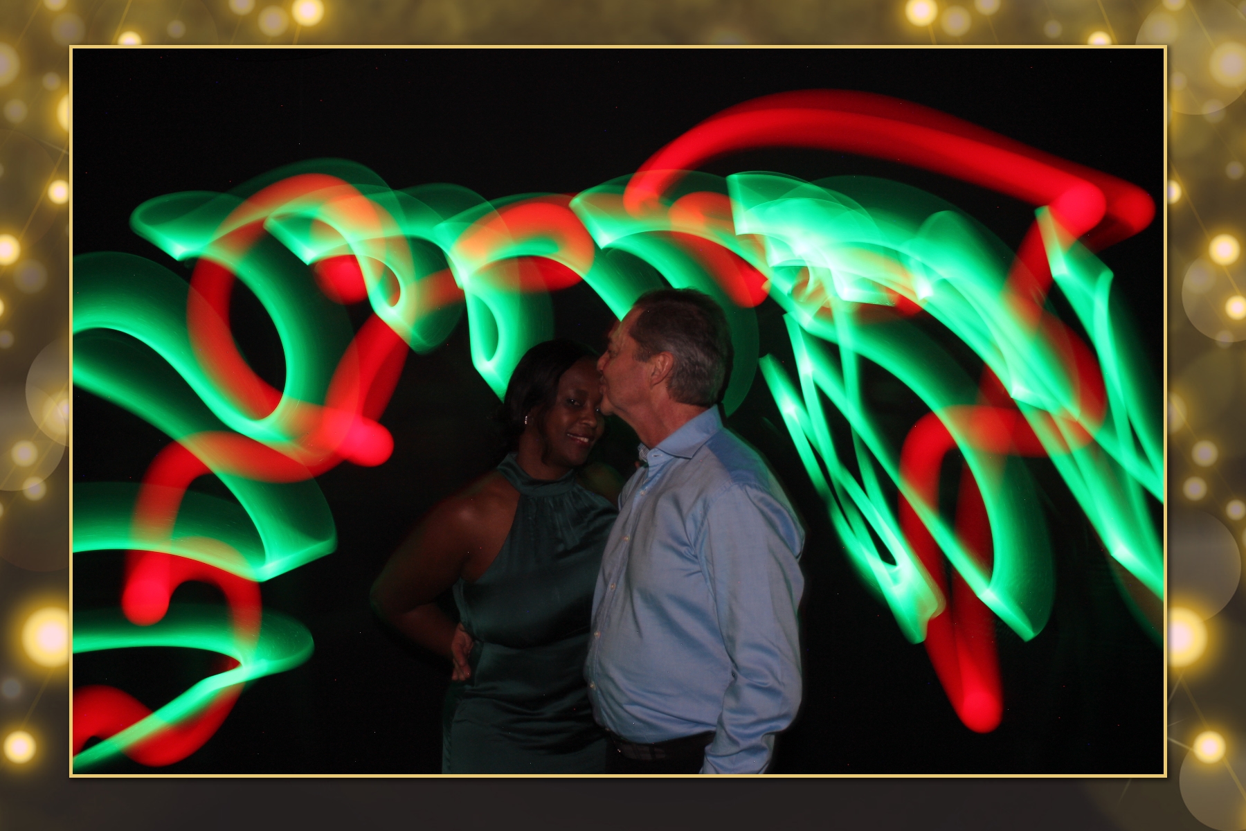 Cenovus Light Painting I | View more photos from the event at gallery.flashworksphotobooth.com/u/FlashworksPhotoboothInc/Cenovus-Light-Painting-I