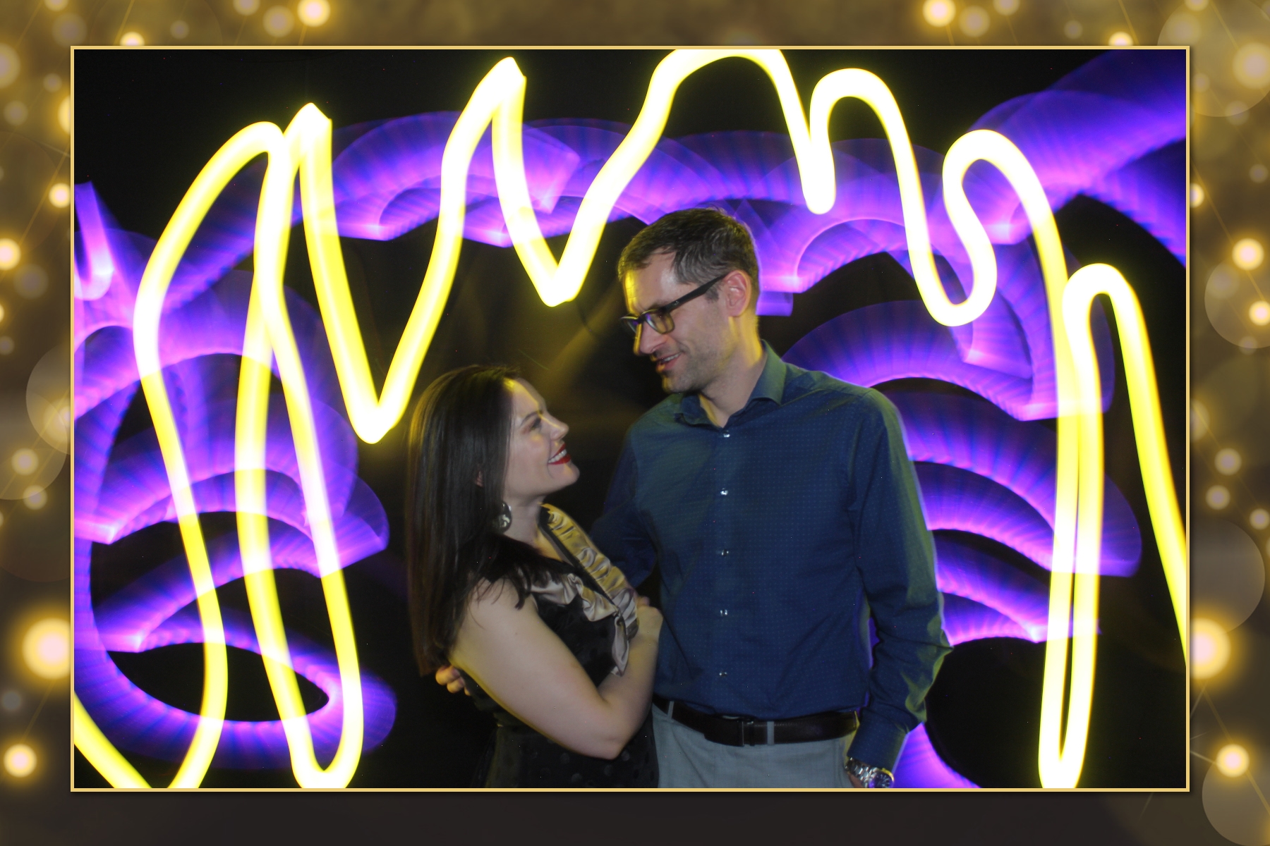 Cenovus Light Painting I | View more photos from the event at gallery.flashworksphotobooth.com/u/FlashworksPhotoboothInc/Cenovus-Light-Painting-I