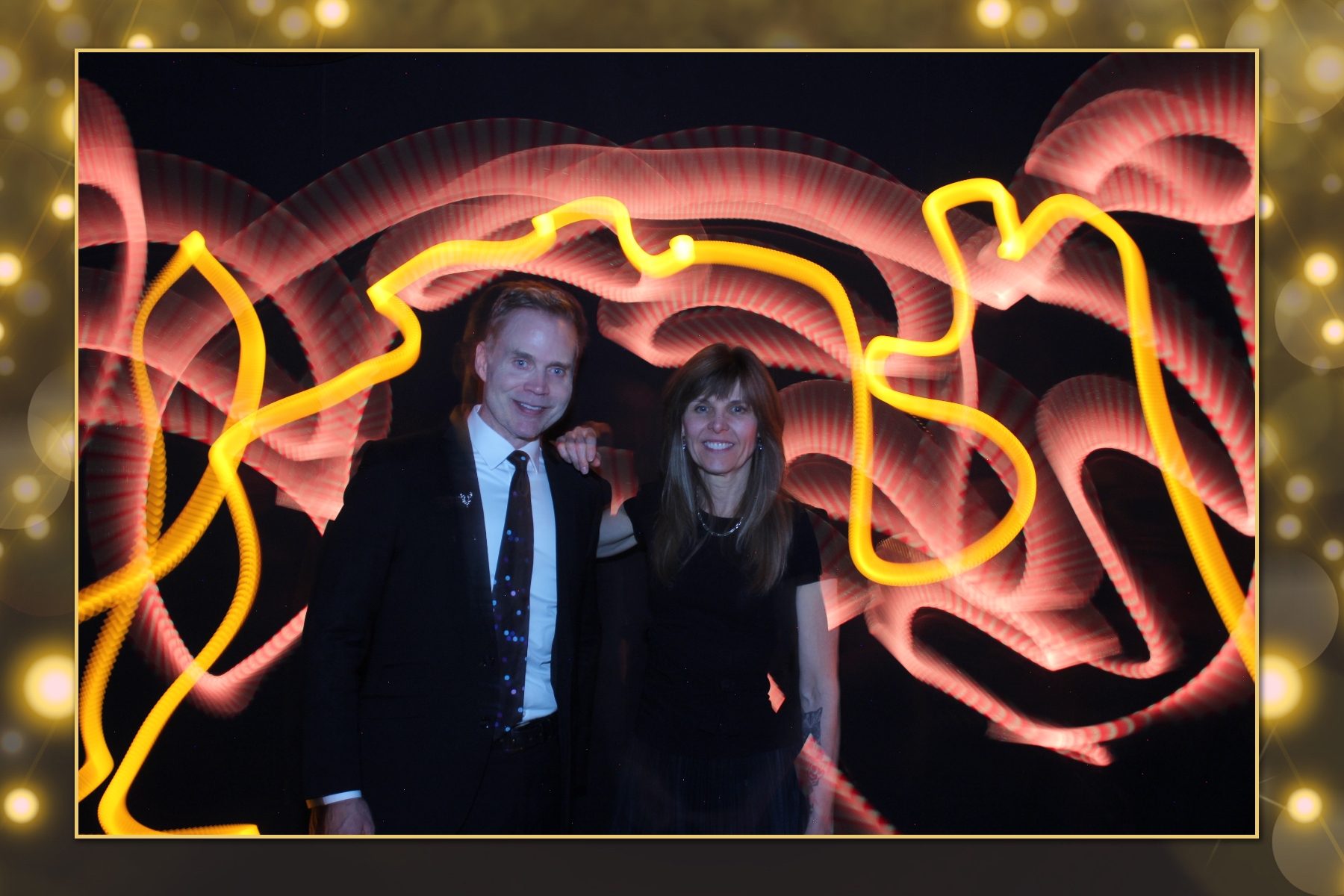 Cenovus Light Painting I | View more photos from the event at gallery.flashworksphotobooth.com/u/FlashworksPhotoboothInc/Cenovus-Light-Painting-I