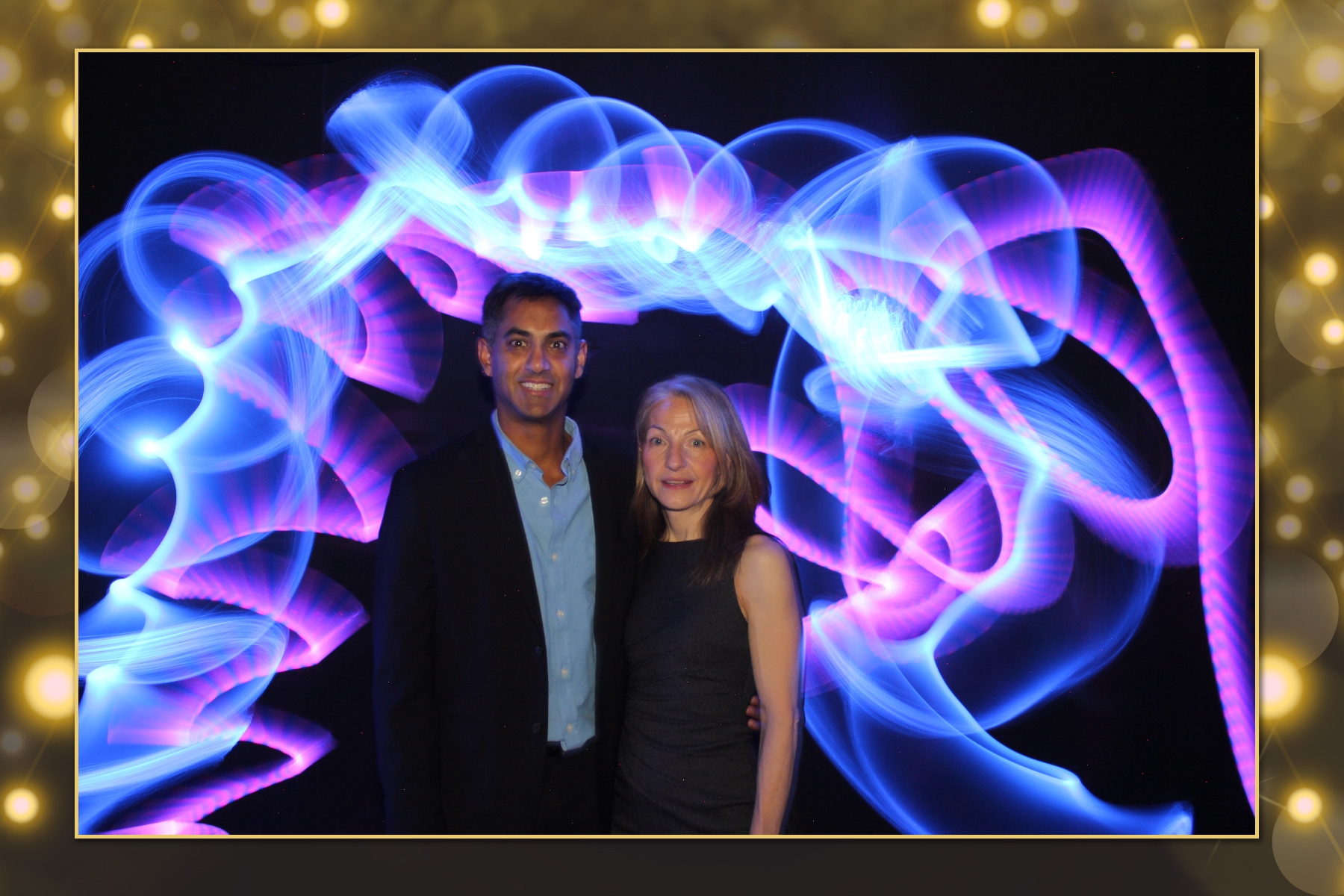 Cenovus Light Painting I | View more photos from the event at gallery.flashworksphotobooth.com/u/FlashworksPhotoboothInc/Cenovus-Light-Painting-I