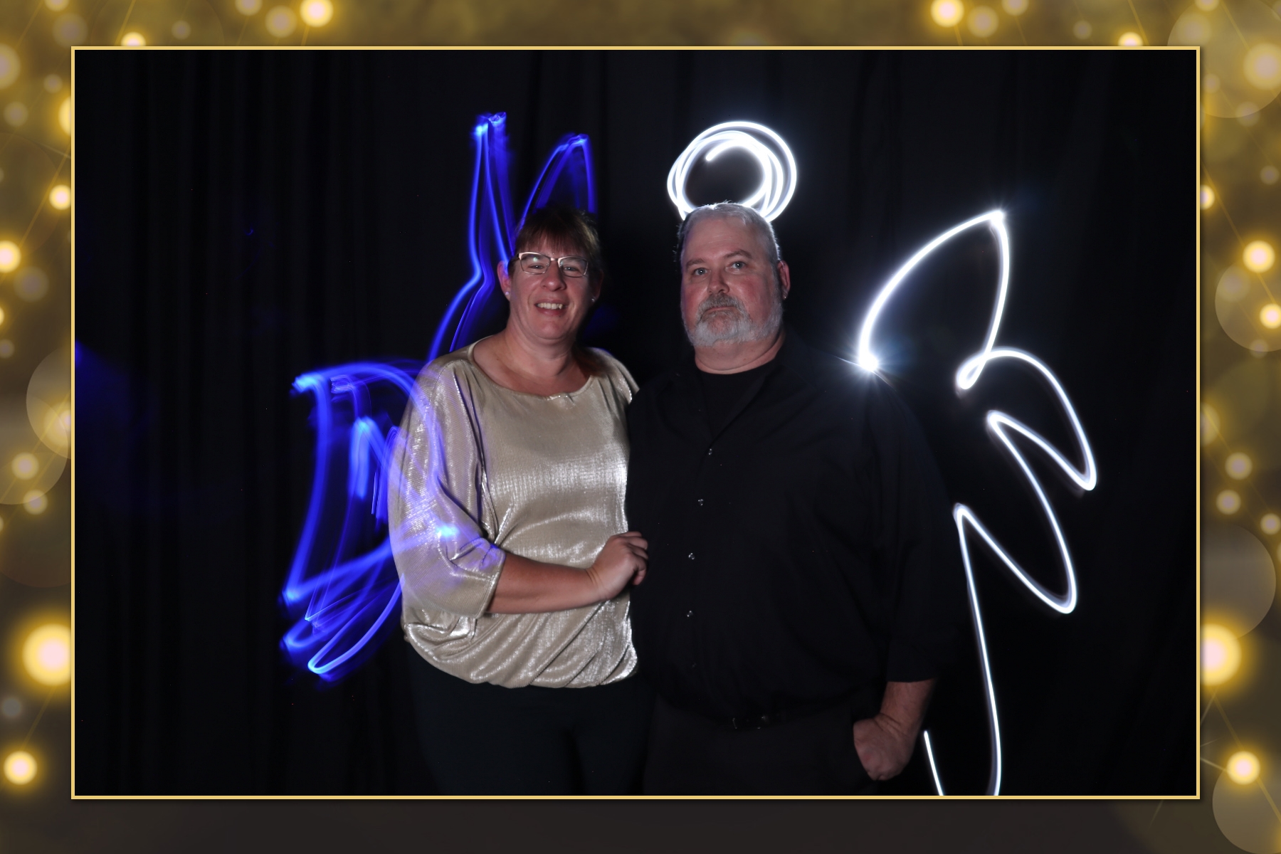 Cenovus Light Painting II | View more photos from the event at gallery.flashworksphotobooth.com/u/FlashworksPhotoboothInc/Cenovus-Light-Painting-II