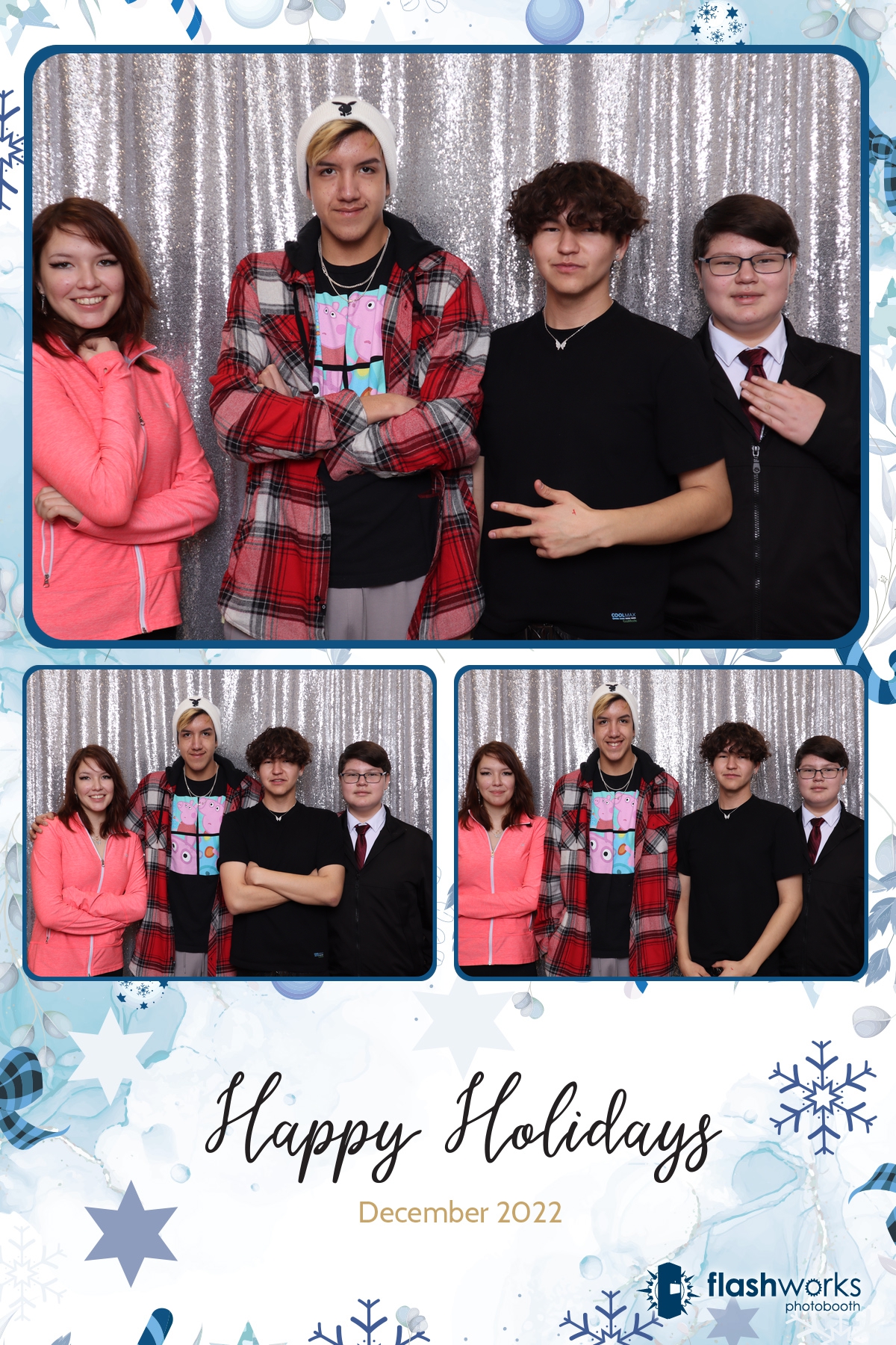Holiday Family Dinner | View more photos from the event at gallery.flashworksphotobooth.com/u/FlashworksPhotoboothInc/Holiday-Family-Dinner