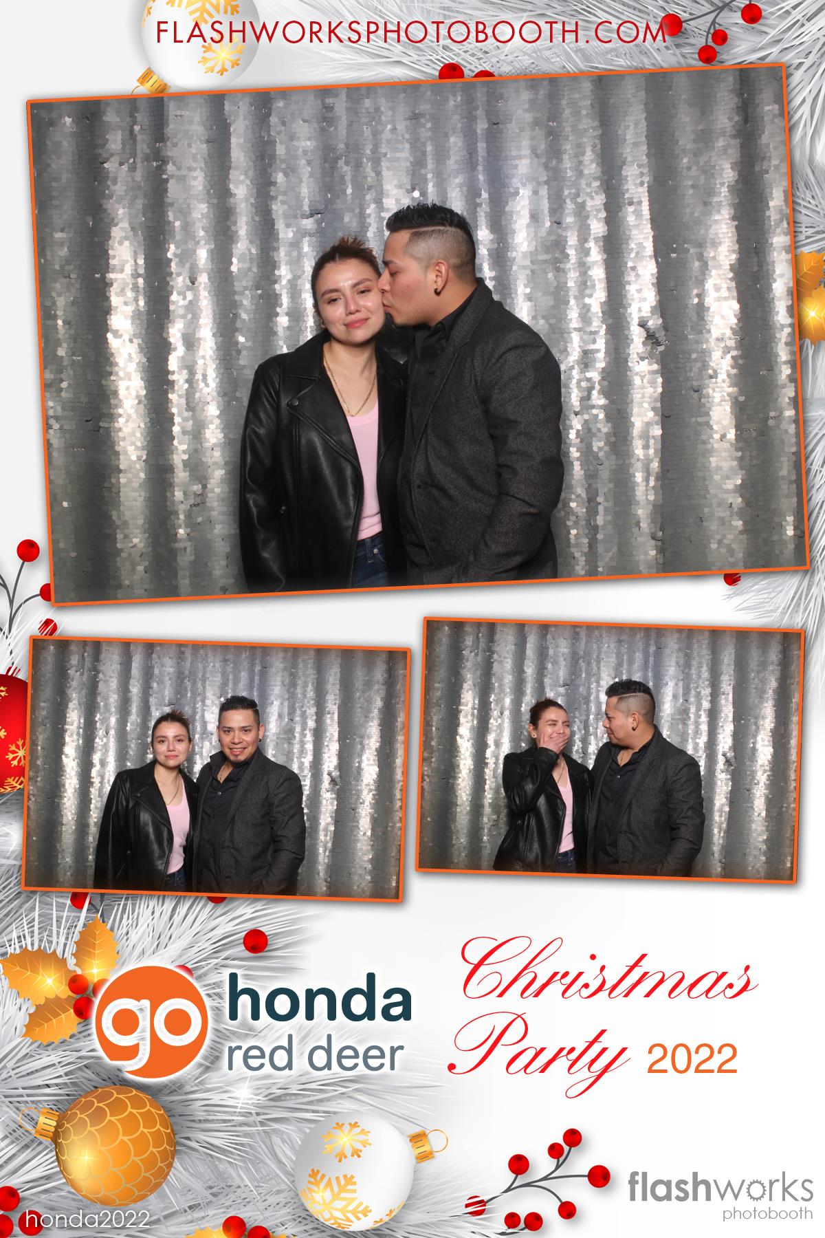 Red Deer Honda 2022 Christmas Party | View more photos from the event at gallery.flashworksphotobooth.com/u/FlashworksPhotoboothInc/Red-Deer-Honda-2022-Christmas-Party