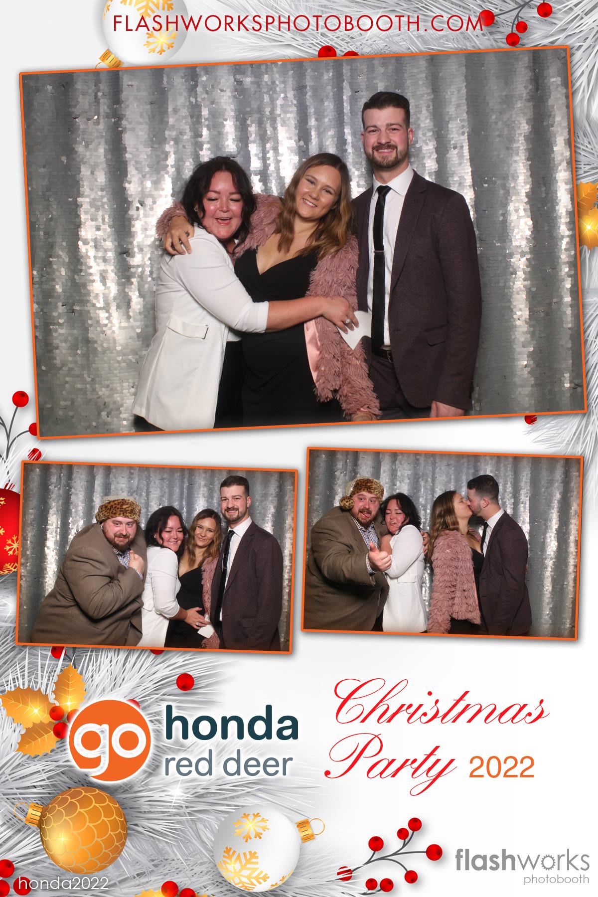 Red Deer Honda 2022 Christmas Party | View more photos from the event at gallery.flashworksphotobooth.com/u/FlashworksPhotoboothInc/Red-Deer-Honda-2022-Christmas-Party