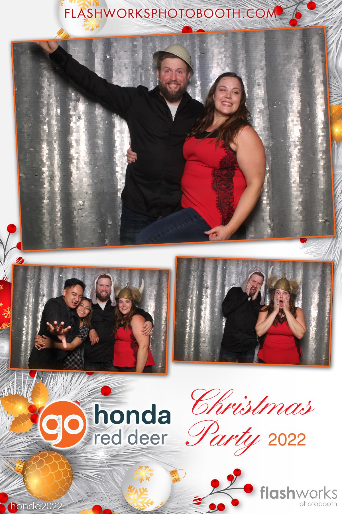 Red Deer Honda 2022 Christmas Party | View more photos from the event at gallery.flashworksphotobooth.com/u/FlashworksPhotoboothInc/Red-Deer-Honda-2022-Christmas-Party