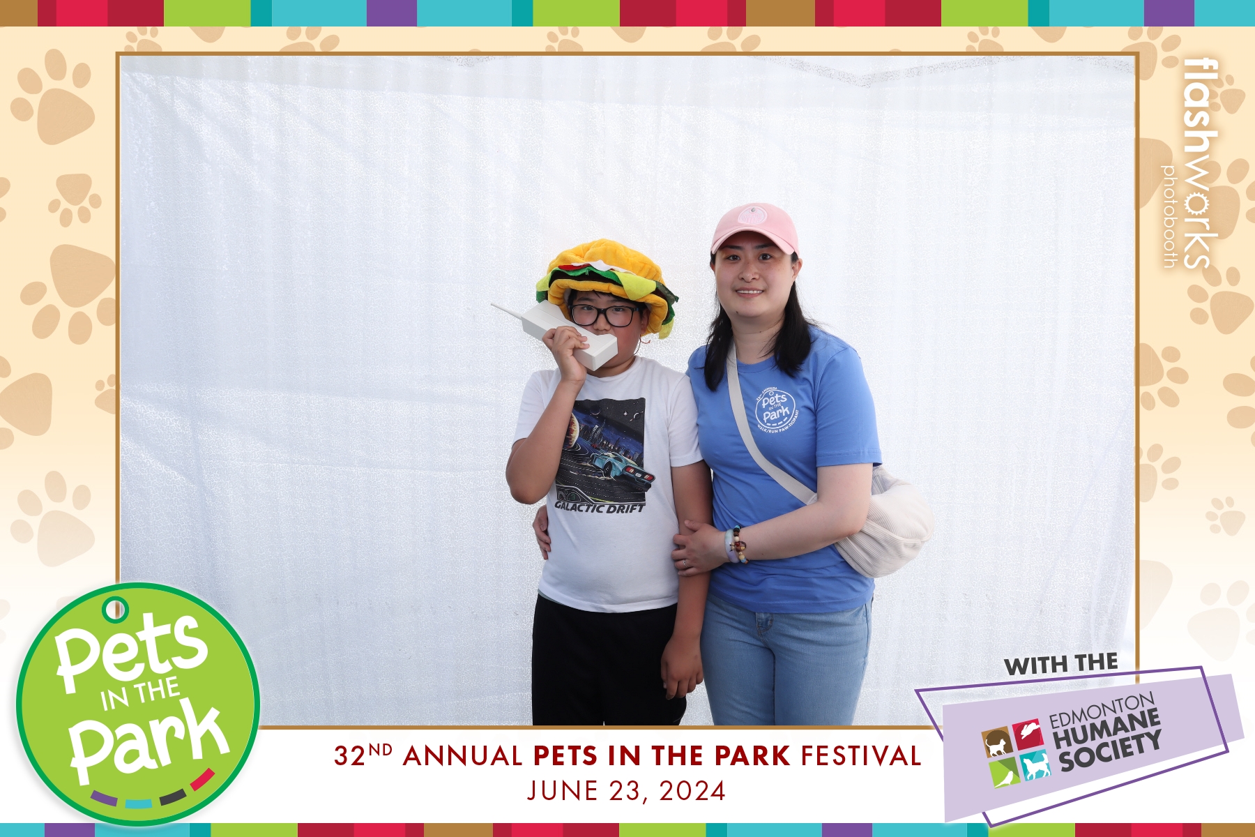 Edmonton Humane Society Pets in the Park | View more photos from the event at gallery.flashworksphotobooth.com/u/FlashworksPhotoboothInc/Edmonton-Humane-Society-Pets-in-the-Park-0