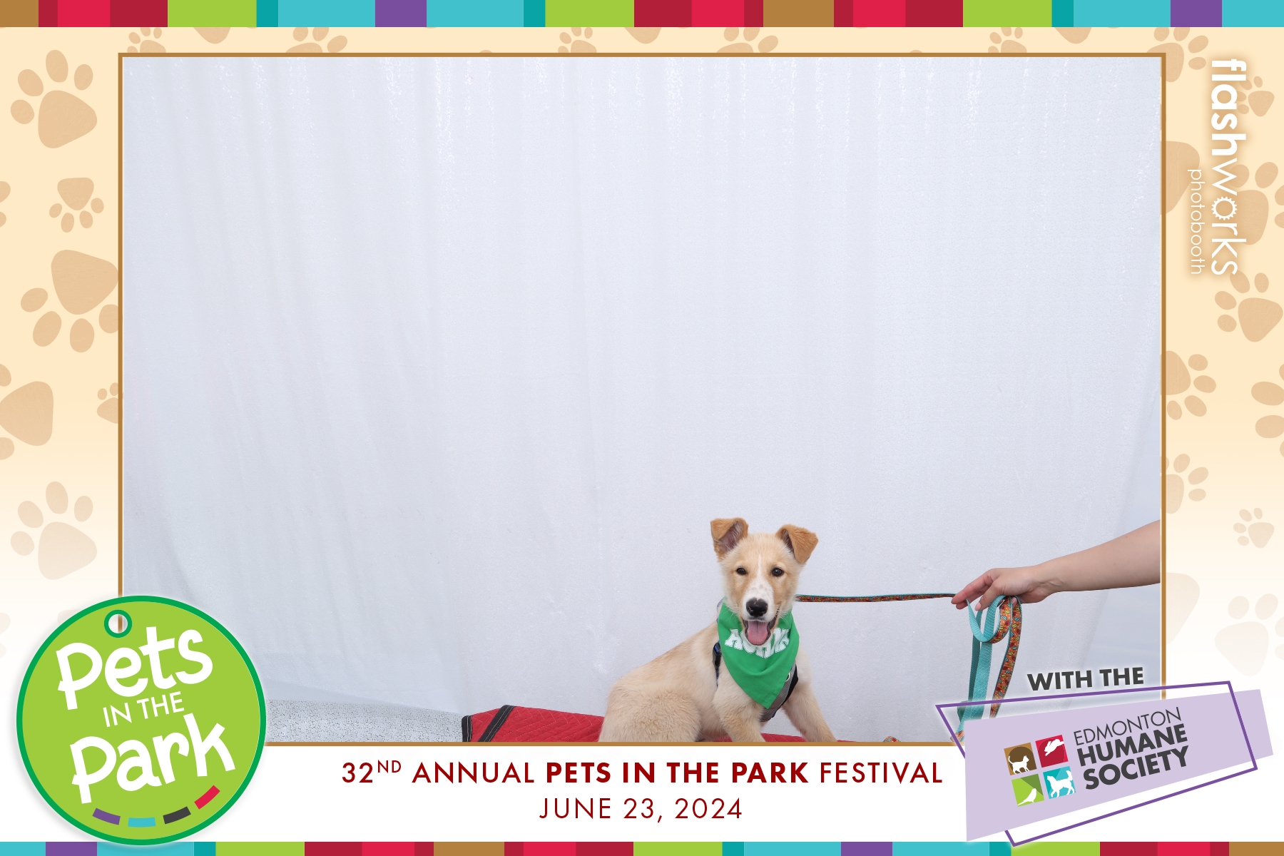 Edmonton Humane Society Pets in the Park | View more photos from the event at gallery.flashworksphotobooth.com/u/FlashworksPhotoboothInc/Edmonton-Humane-Society-Pets-in-the-Park-0