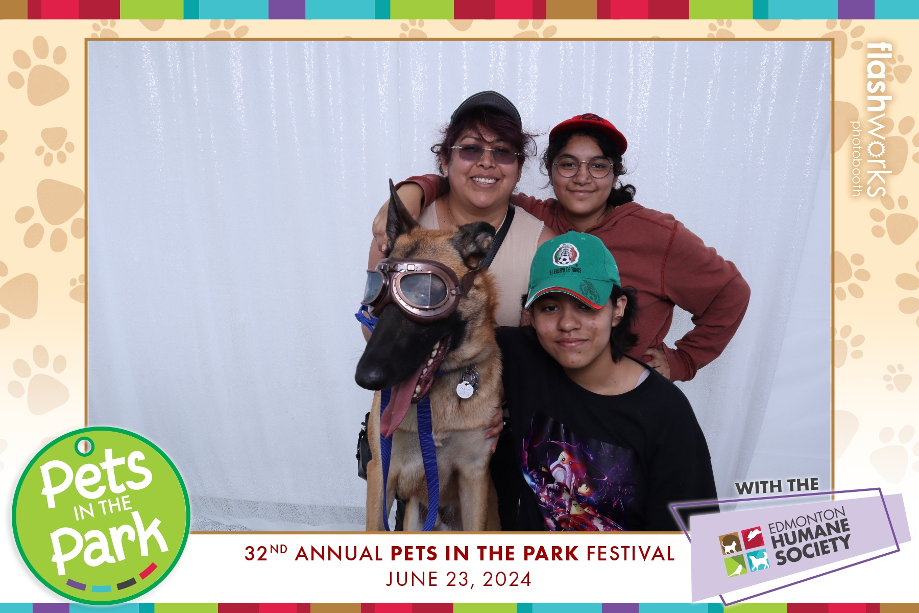 Edmonton Humane Society Pets in the Park | View more photos from the event at gallery.flashworksphotobooth.com/u/FlashworksPhotoboothInc/Edmonton-Humane-Society-Pets-in-the-Park-0