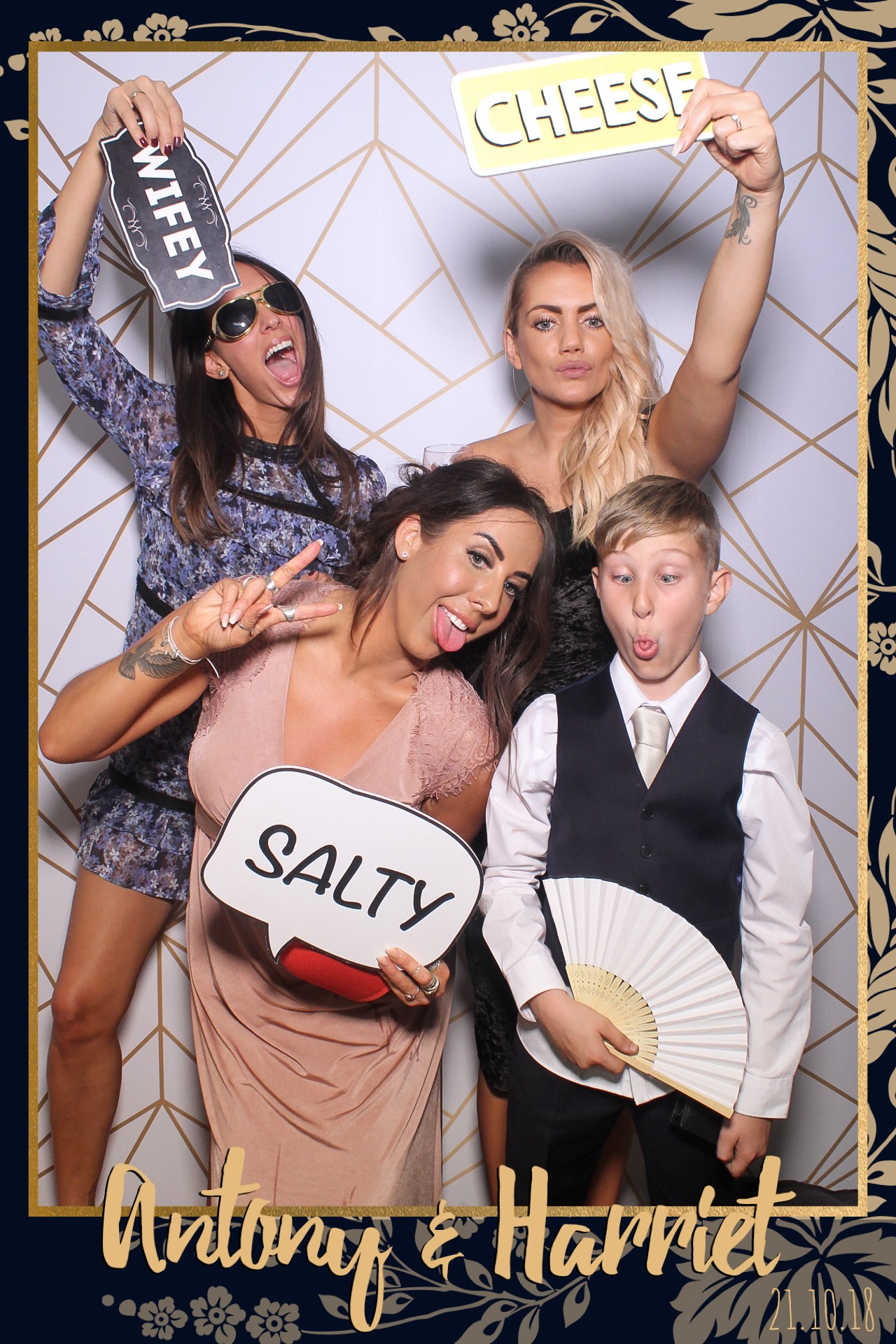 Anthony & Harriet Wedding | View more photos from the event at gallery.freshbooths.com/u/FreshBooths/Anthony-Harriet-Wedding