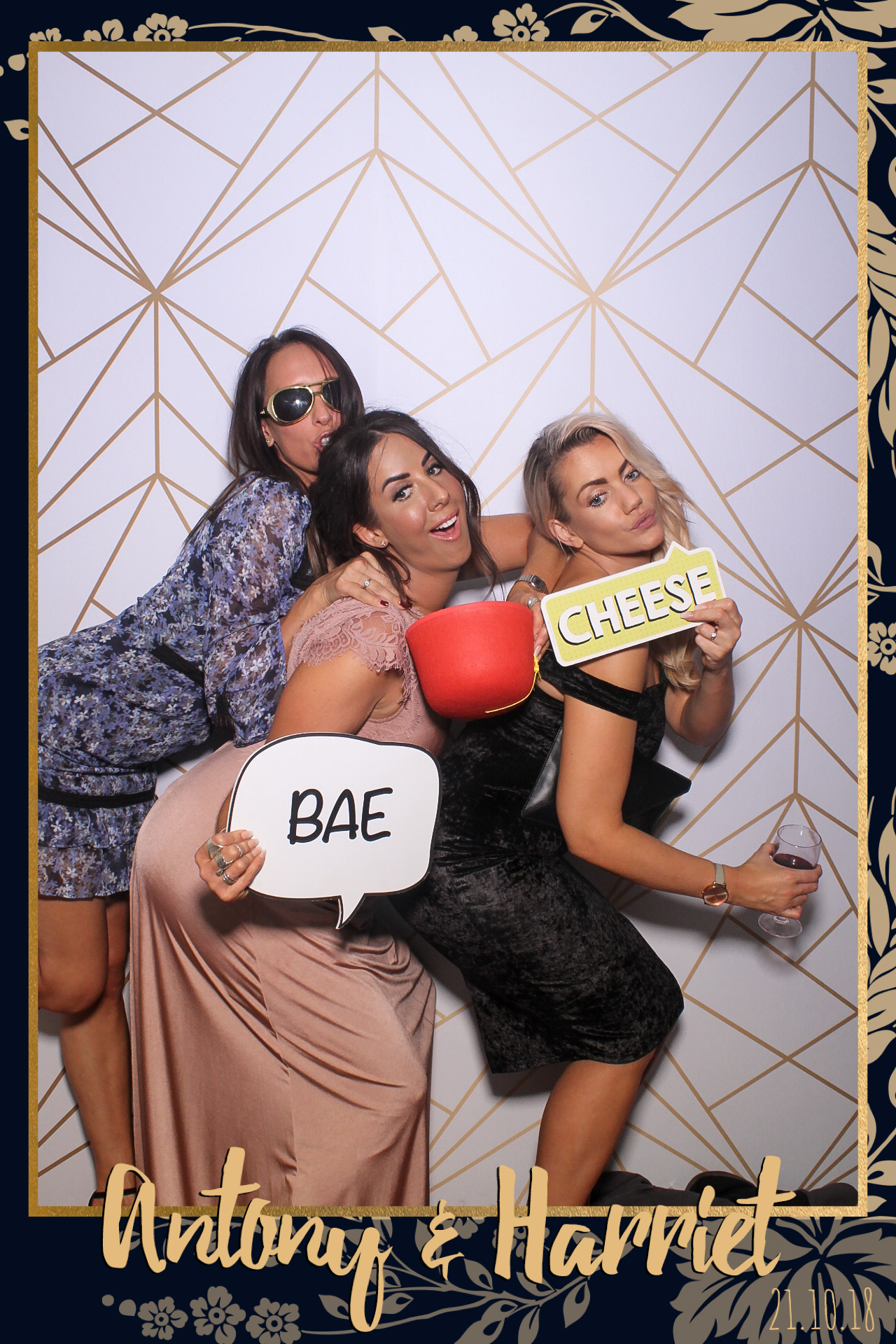 Anthony & Harriet Wedding | View more photos from the event at gallery.freshbooths.com/u/FreshBooths/Anthony-Harriet-Wedding
