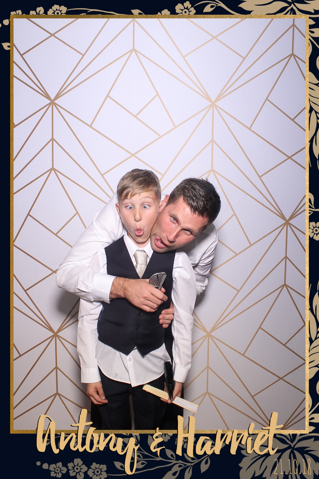 Anthony & Harriet Wedding | View more photos from the event at gallery.freshbooths.com/u/FreshBooths/Anthony-Harriet-Wedding