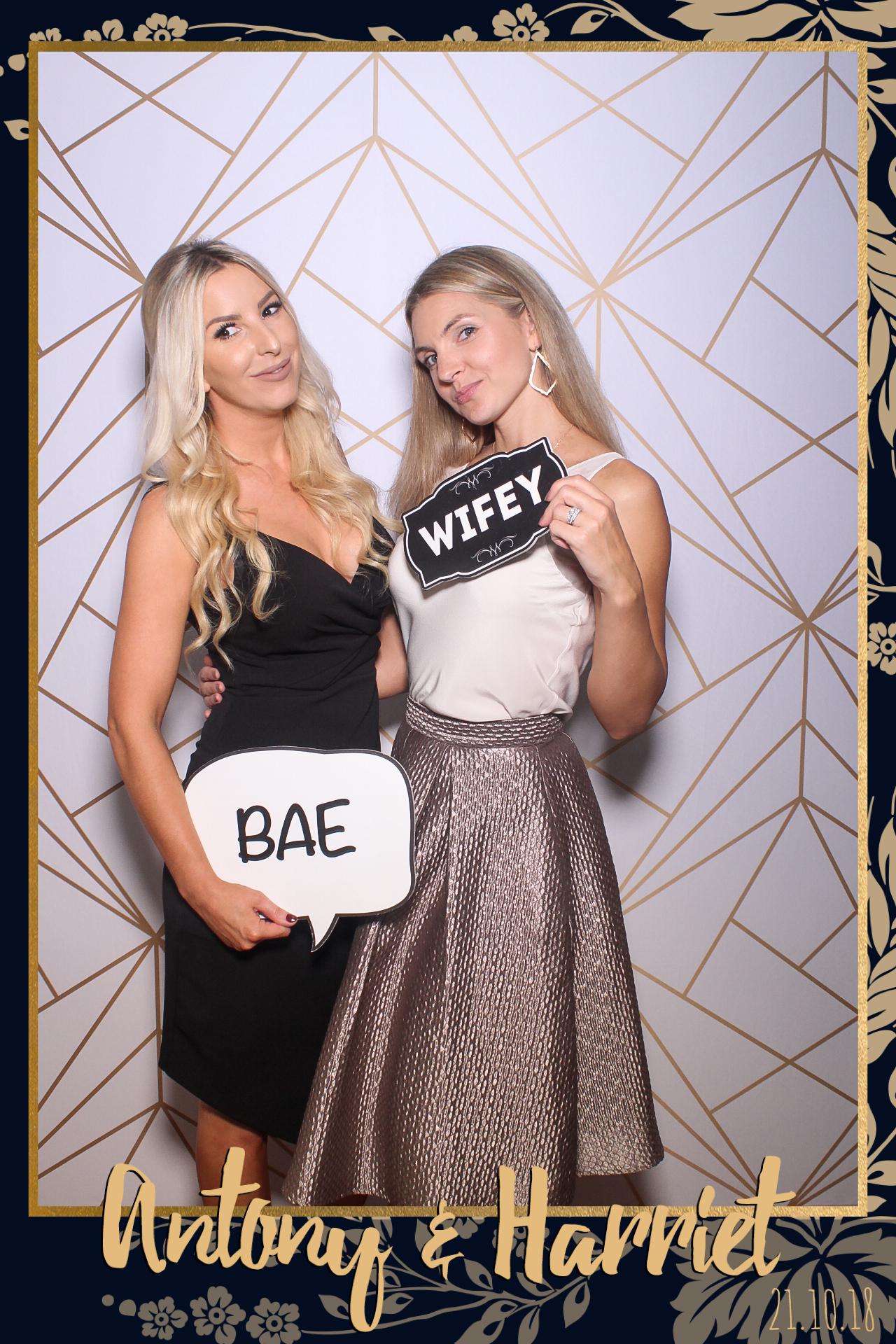 Anthony & Harriet Wedding | View more photos from the event at gallery.freshbooths.com/u/FreshBooths/Anthony-Harriet-Wedding