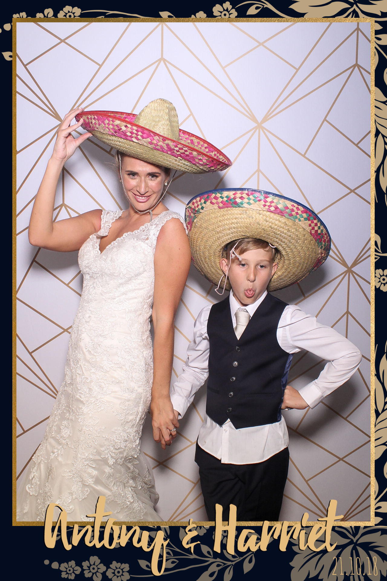 Anthony & Harriet Wedding | View more photos from the event at gallery.freshbooths.com/u/FreshBooths/Anthony-Harriet-Wedding