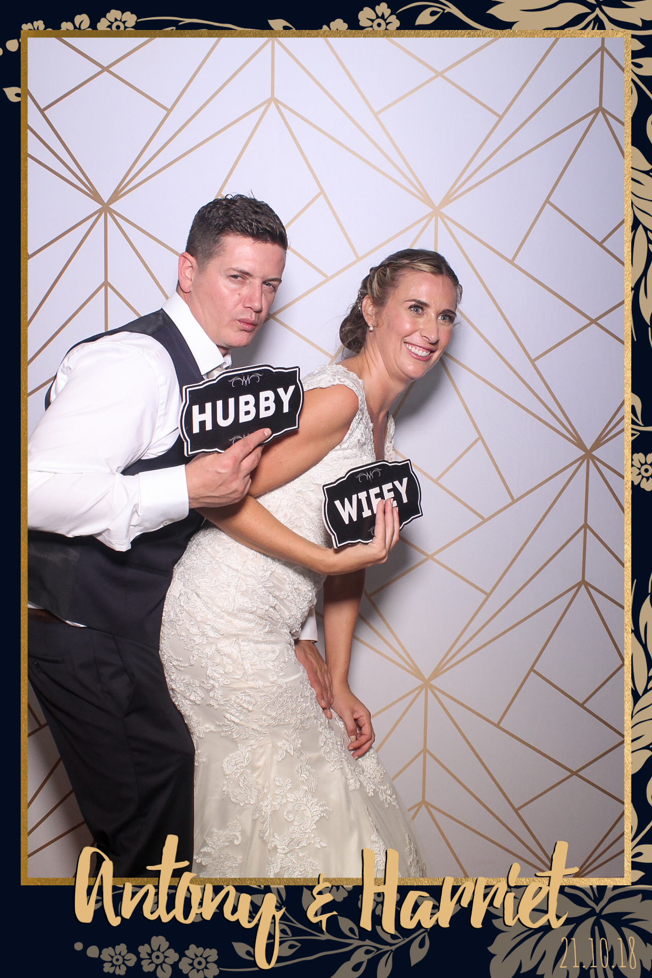 Anthony & Harriet Wedding | View more photos from the event at gallery.freshbooths.com/u/FreshBooths/Anthony-Harriet-Wedding