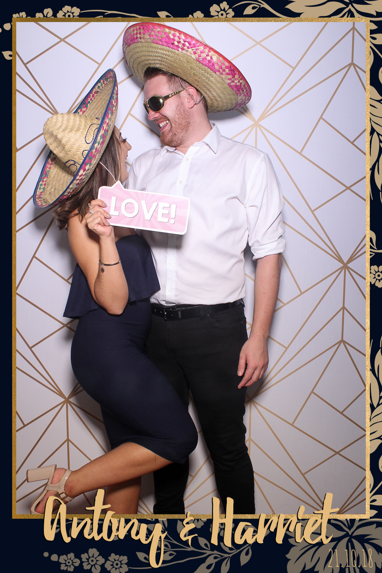 Anthony & Harriet Wedding | View more photos from the event at gallery.freshbooths.com/u/FreshBooths/Anthony-Harriet-Wedding