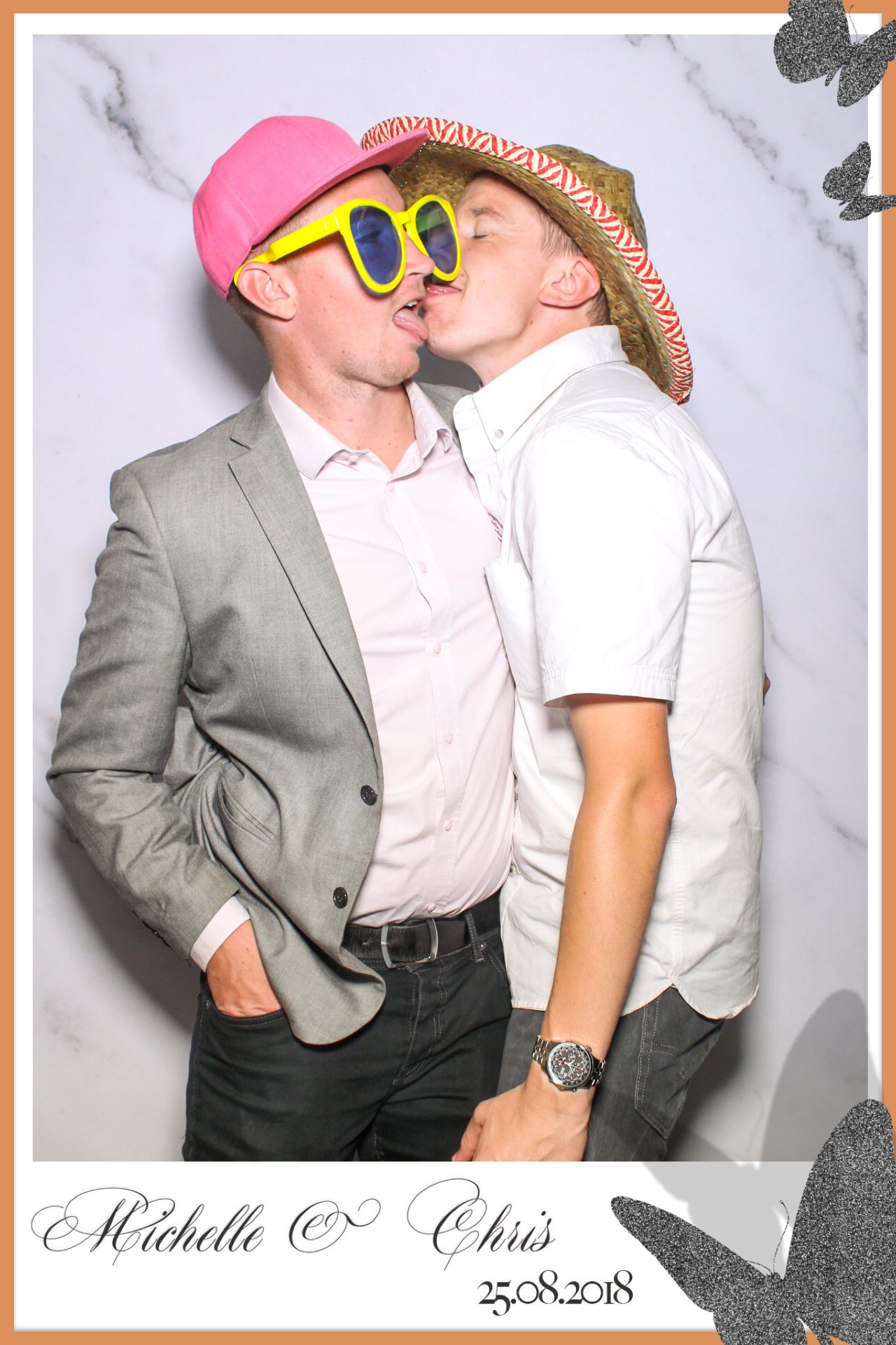 Chris & Michelle Wedding | View more photos from the event at gallery.freshbooths.com/u/FreshBooths/Chris-Michelle-Wedding