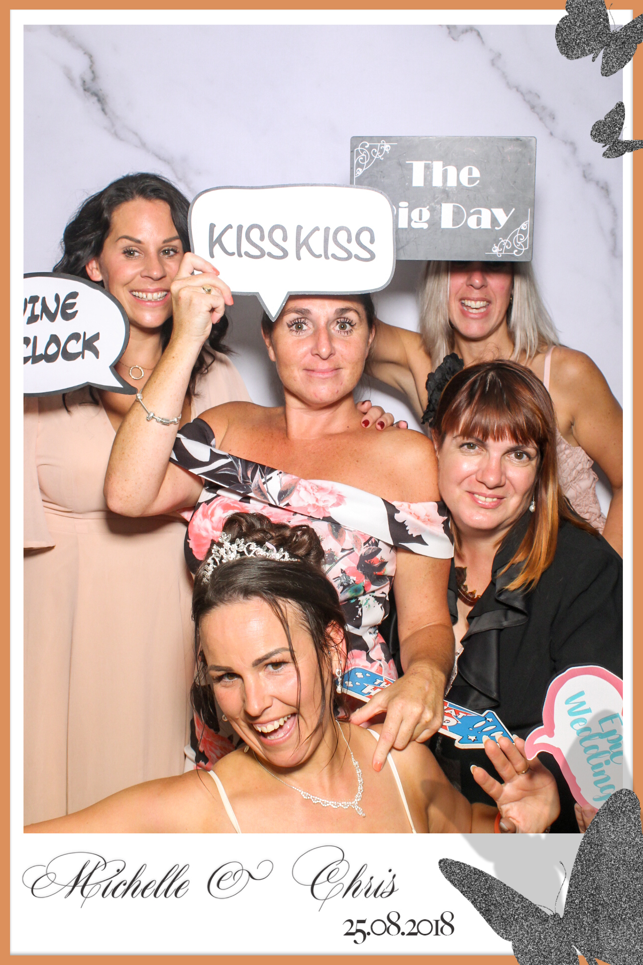 Chris & Michelle Wedding | View more photos from the event at gallery.freshbooths.com/u/FreshBooths/Chris-Michelle-Wedding